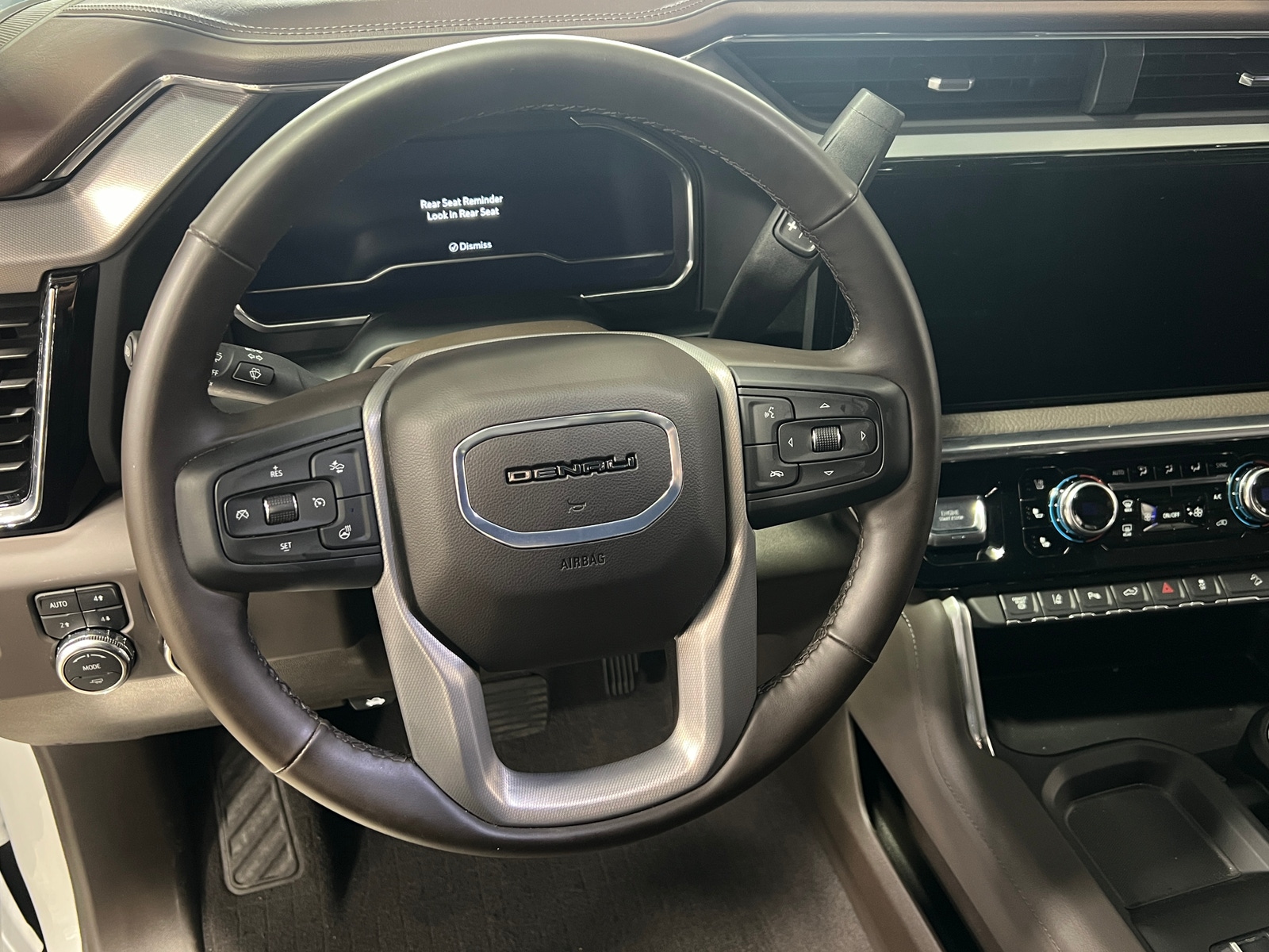 Thumbnail: 2024 GMC Sierra 3500 - 4