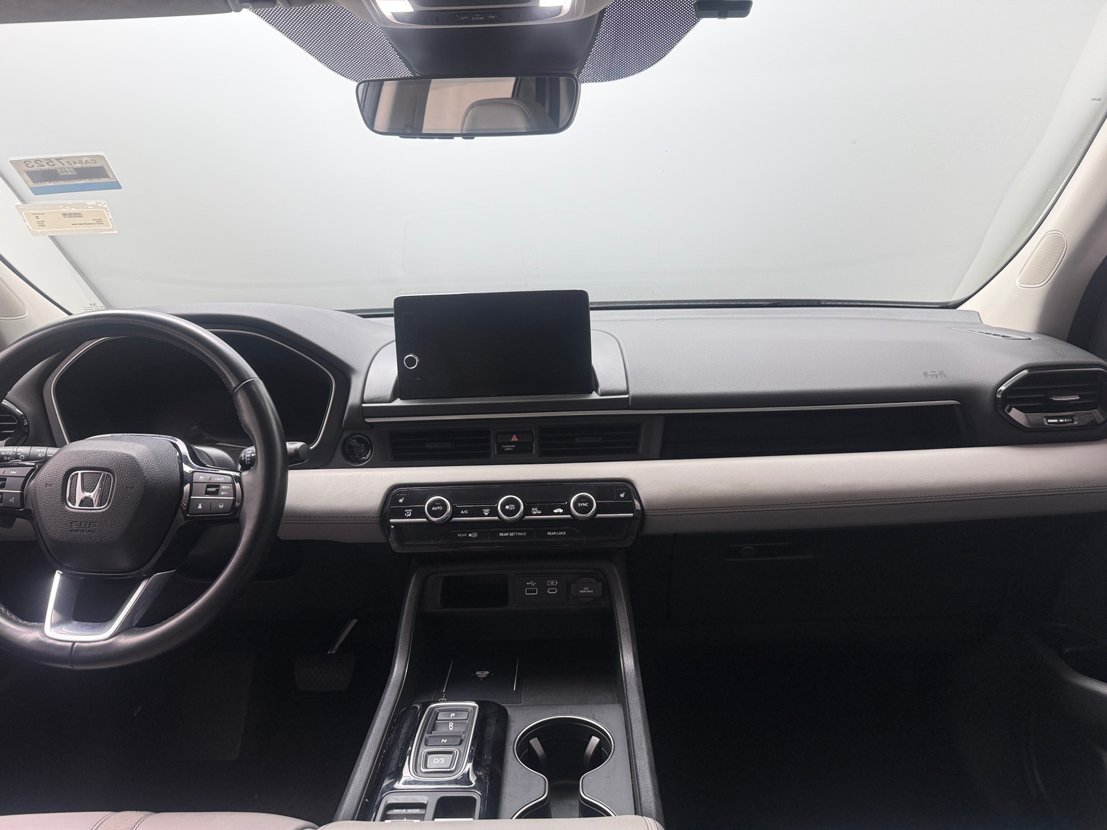 Thumbnail: 2023 Honda Pilot - 2