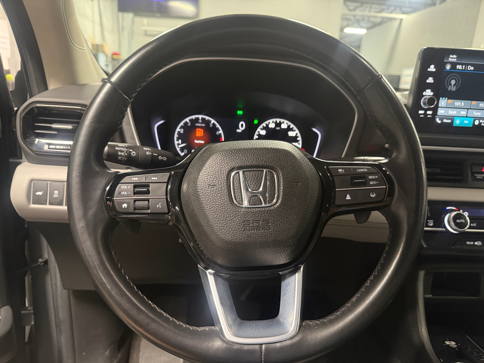 Thumbnail: 2023 Honda Pilot - 4