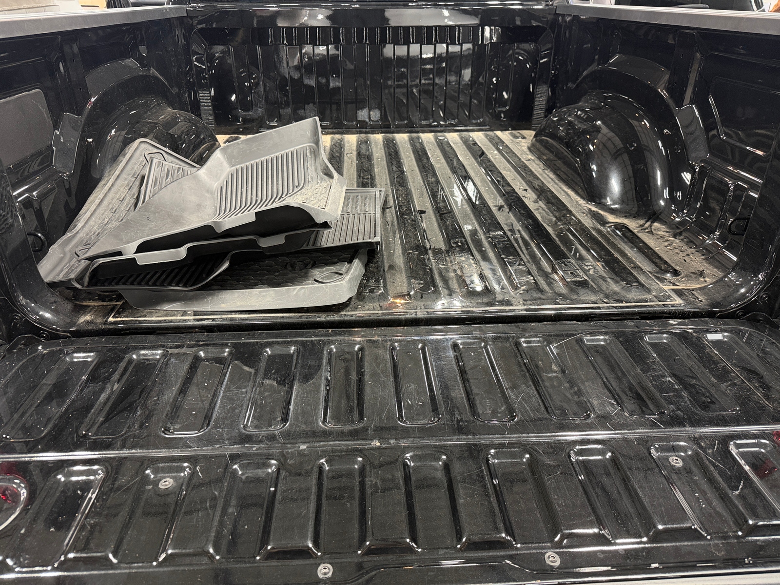 Thumbnail: 2026 RAM 1500 - 7