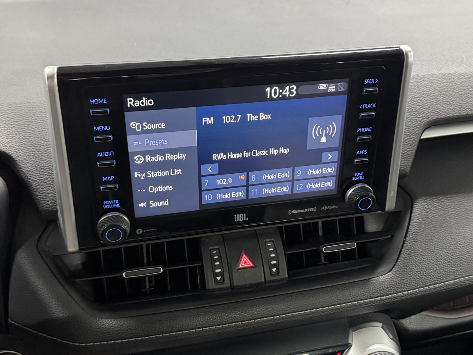 Thumbnail: 2021 Toyota RAV4 - 3
