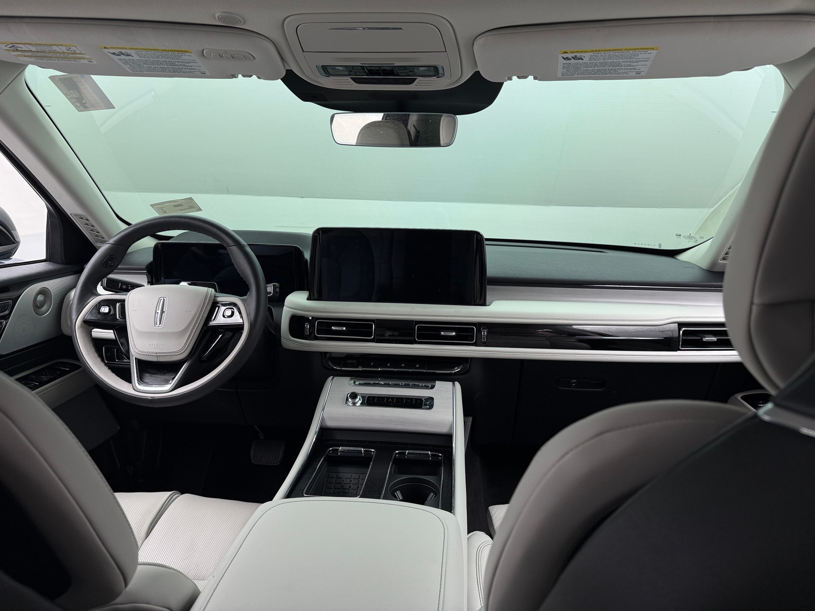Thumbnail: 2026 Lincoln Aviator - 2