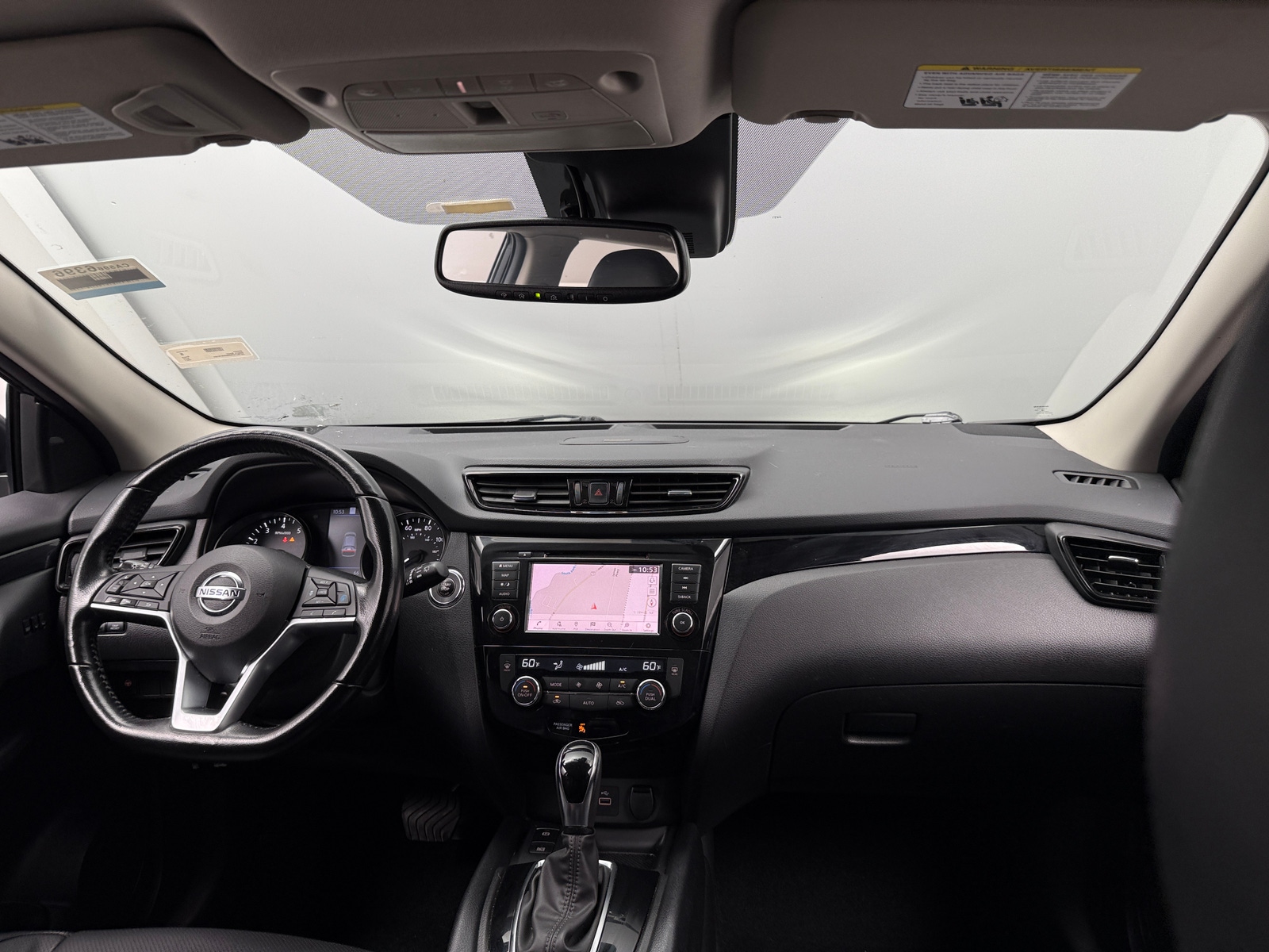 Thumbnail: 2021 Nissan Rogue Sport - 2