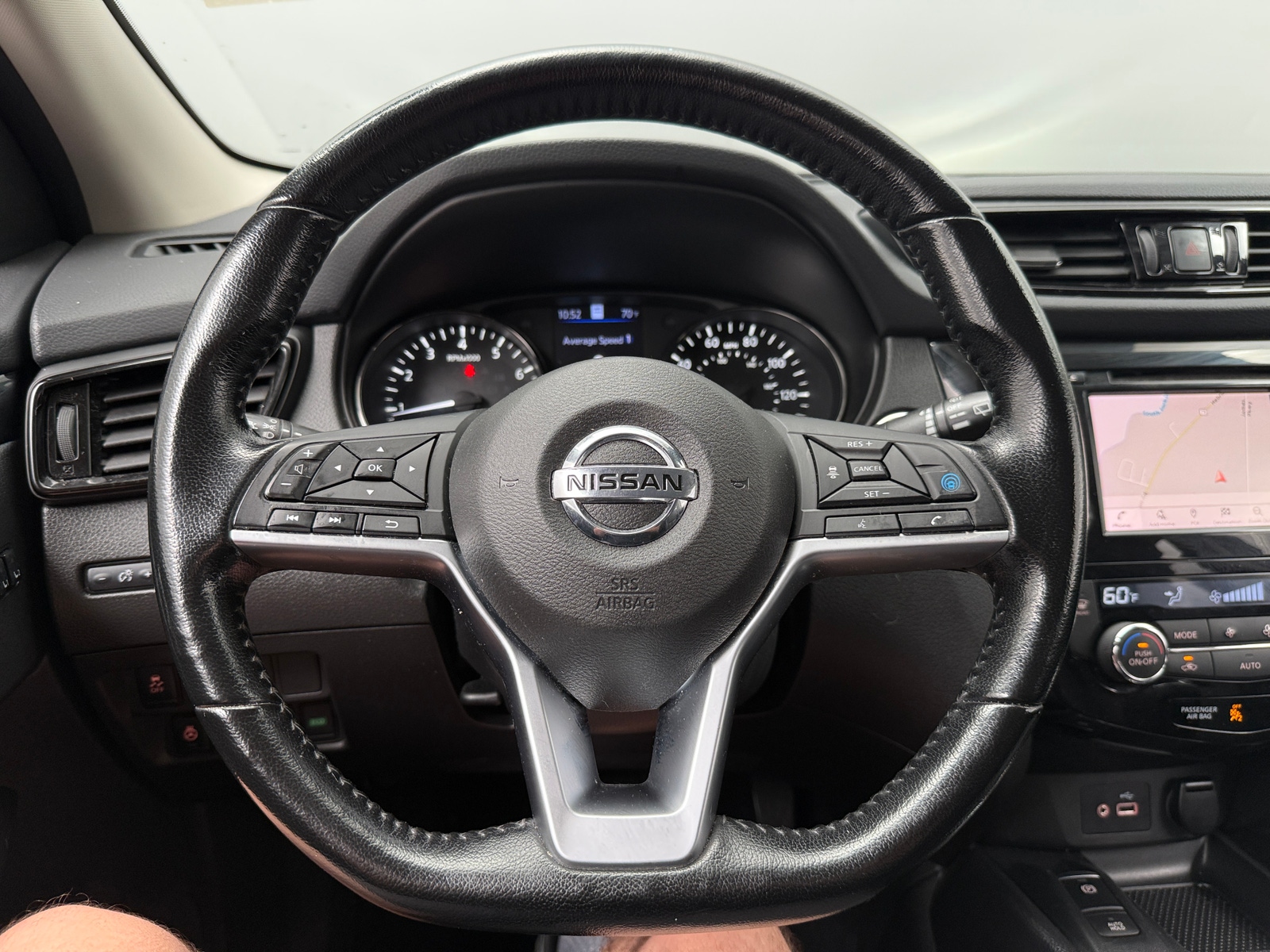Thumbnail: 2021 Nissan Rogue Sport - 4