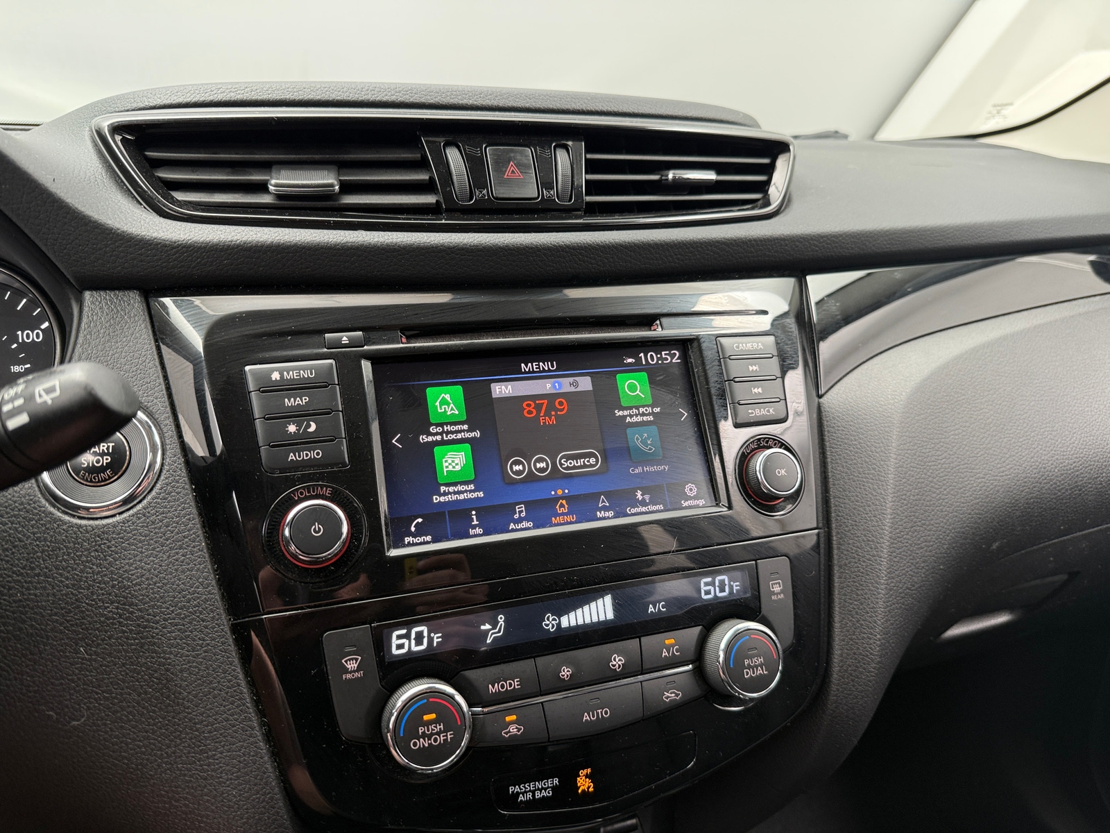 Thumbnail: 2021 Nissan Rogue Sport - 3