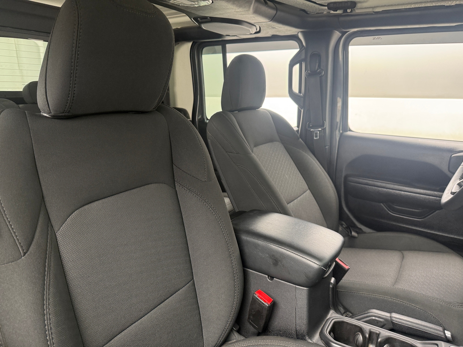 Thumbnail: 2023 Jeep Gladiator - 2