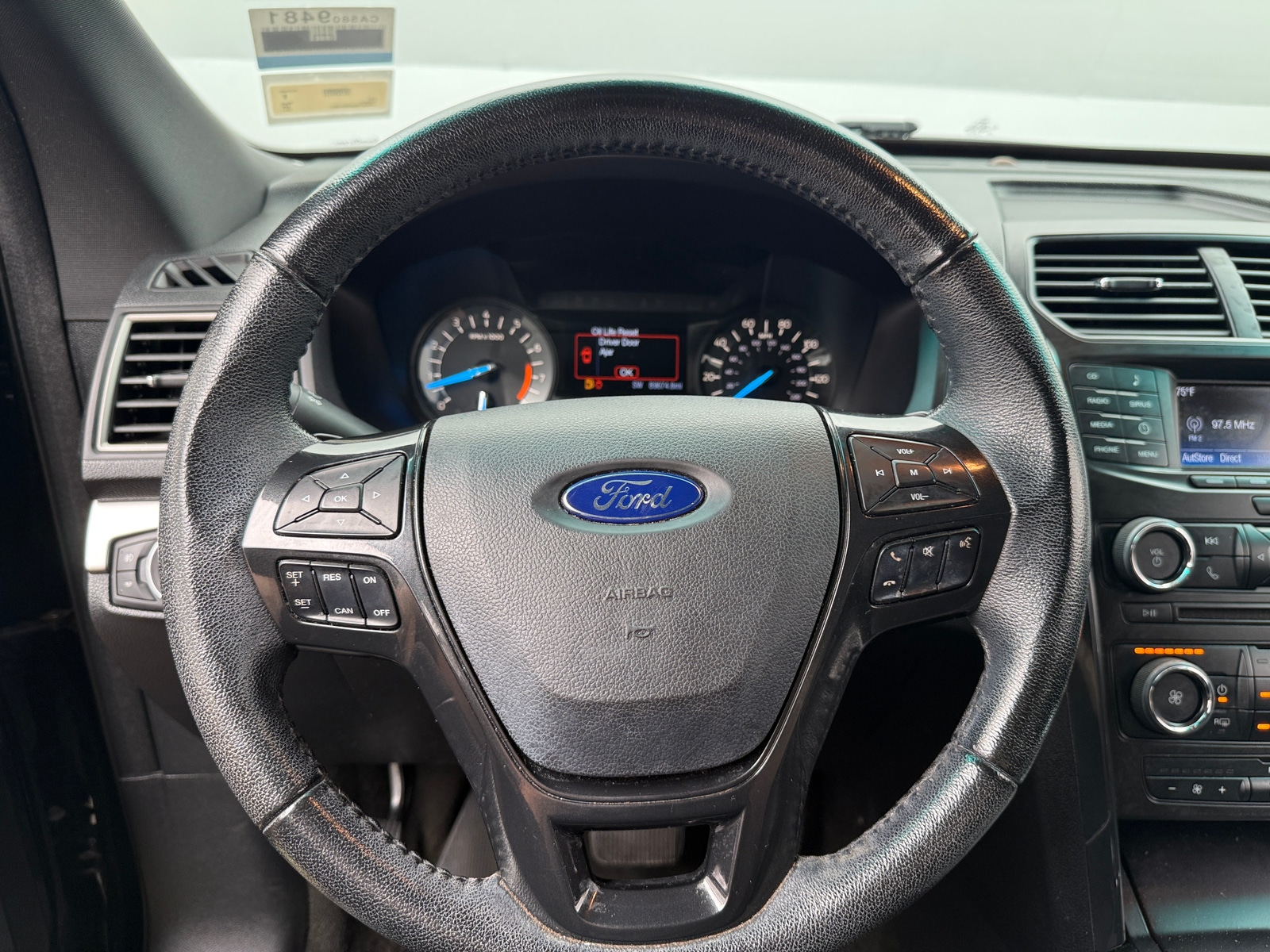Thumbnail: 2017 Ford Explorer - 5