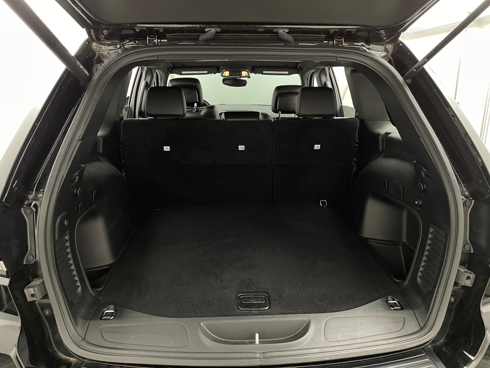 Thumbnail: 2022 Jeep Grand Cherokee - 7