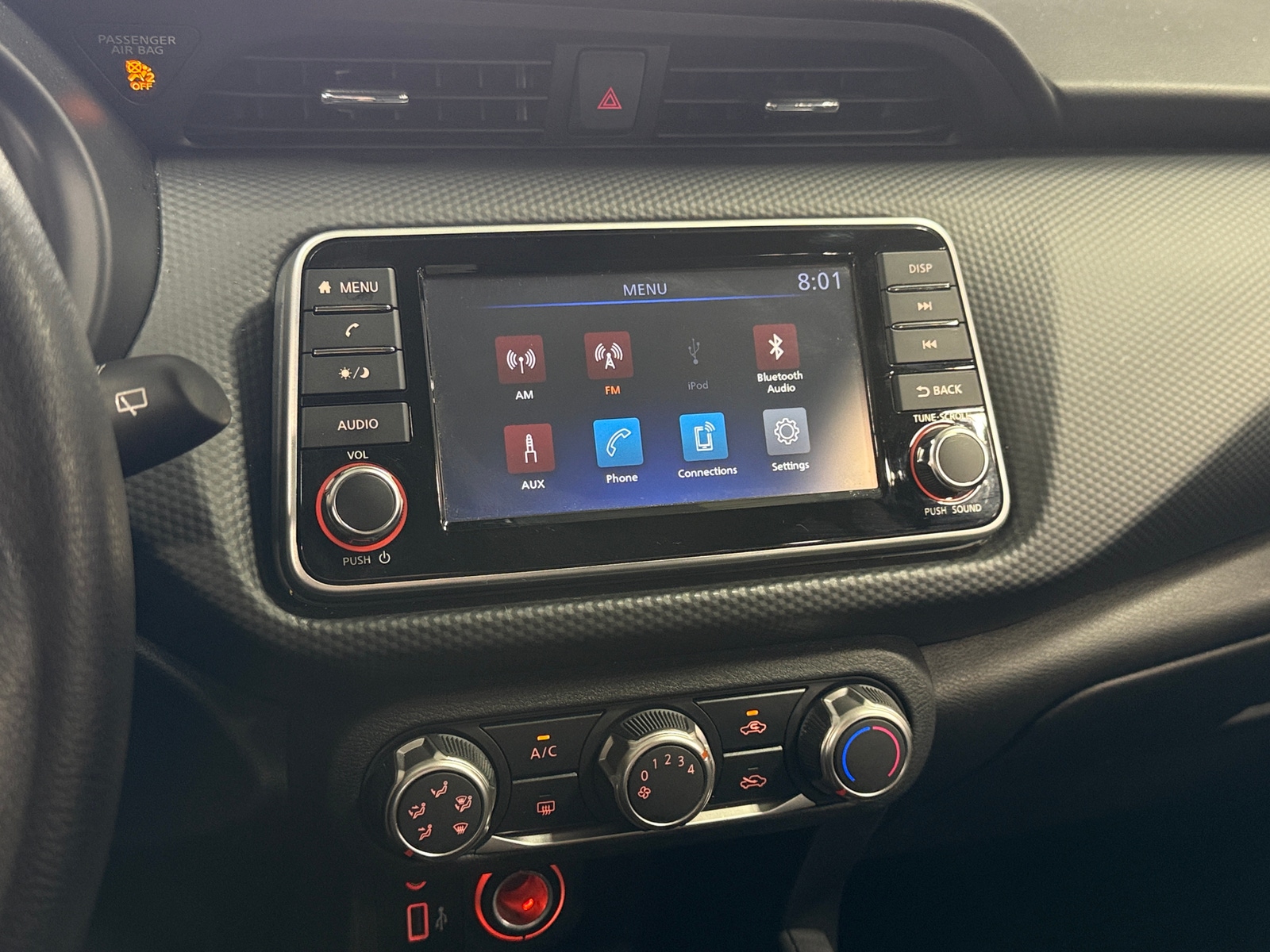 Thumbnail: 2024 Nissan Kicks - 4