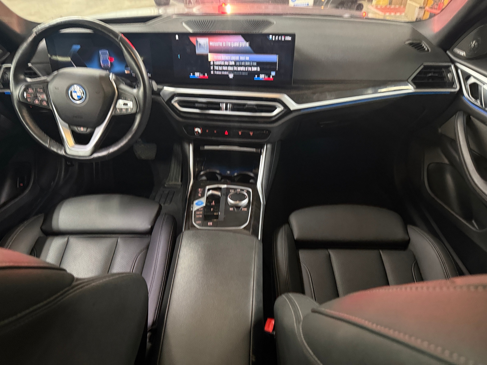 Thumbnail: 2023 BMW i4 - 2