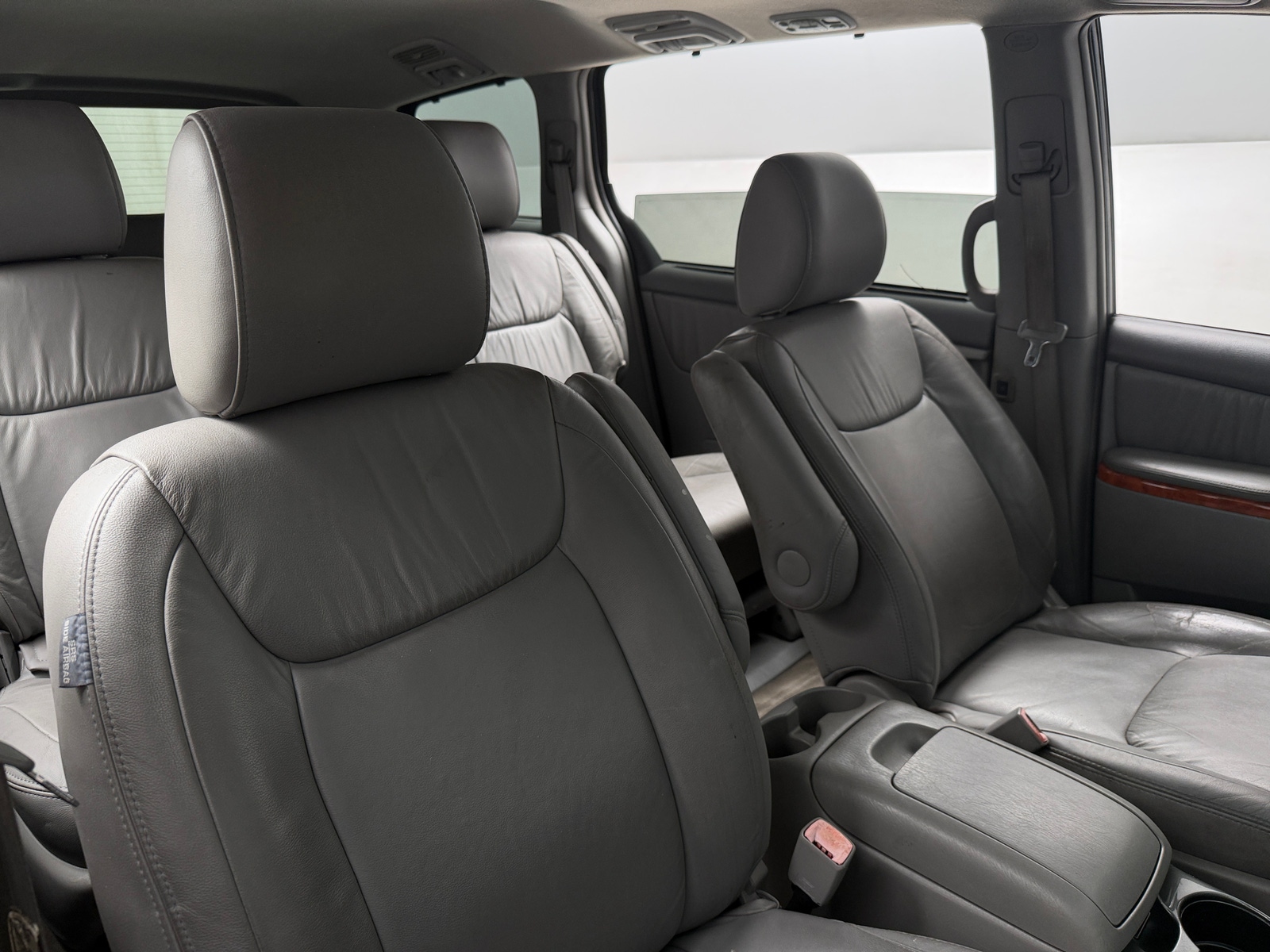 Thumbnail: 2010 Toyota Sienna - 2