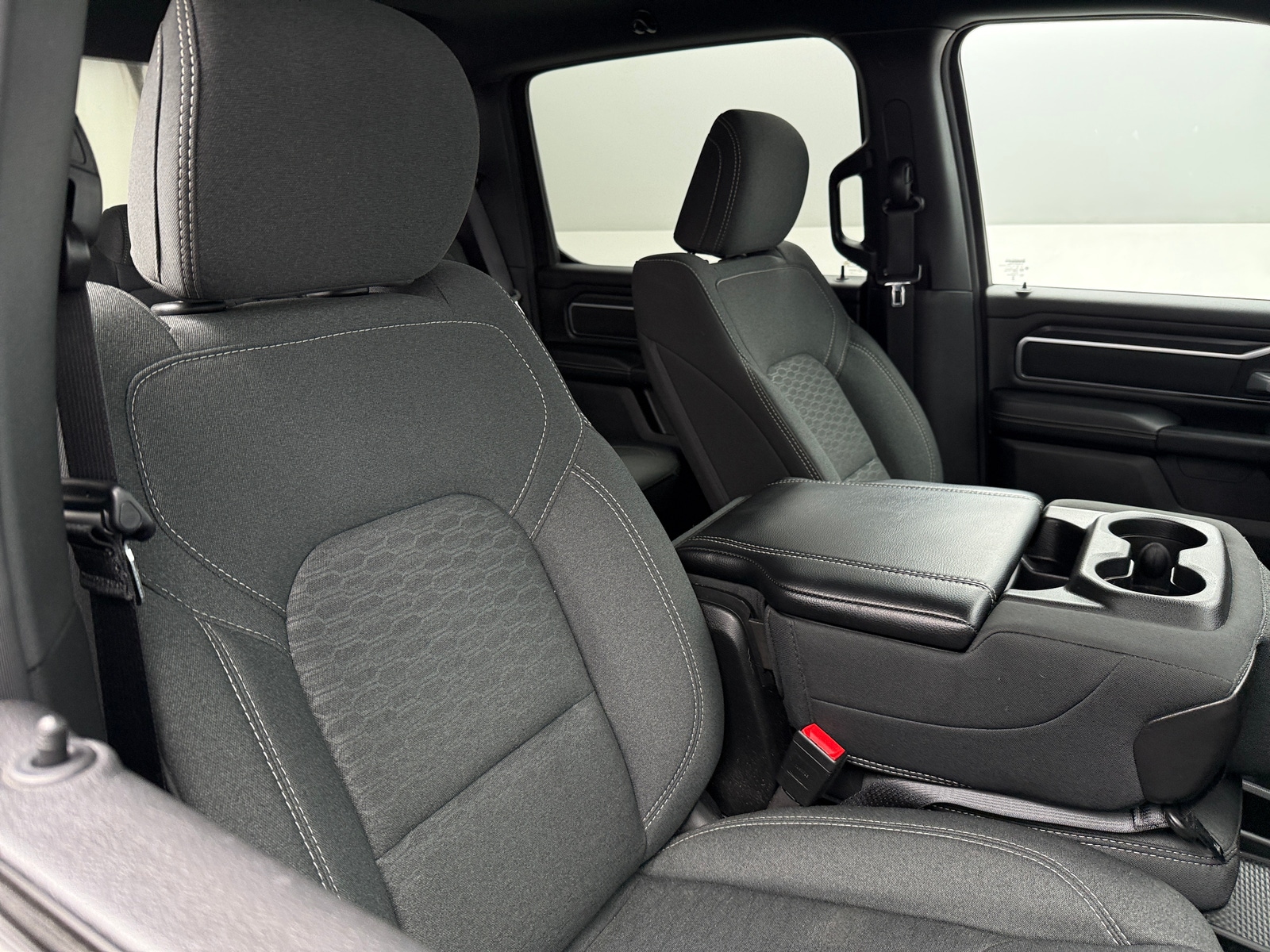 Thumbnail: 2025 RAM 1500 - 2