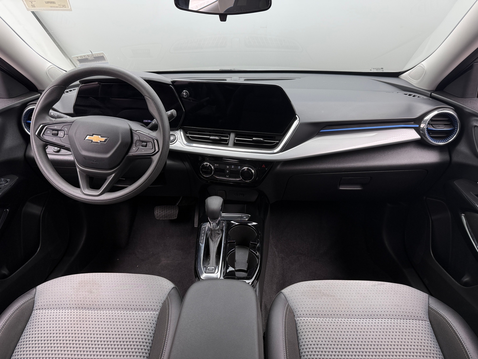Thumbnail: 2025 Chevrolet Trax - 3