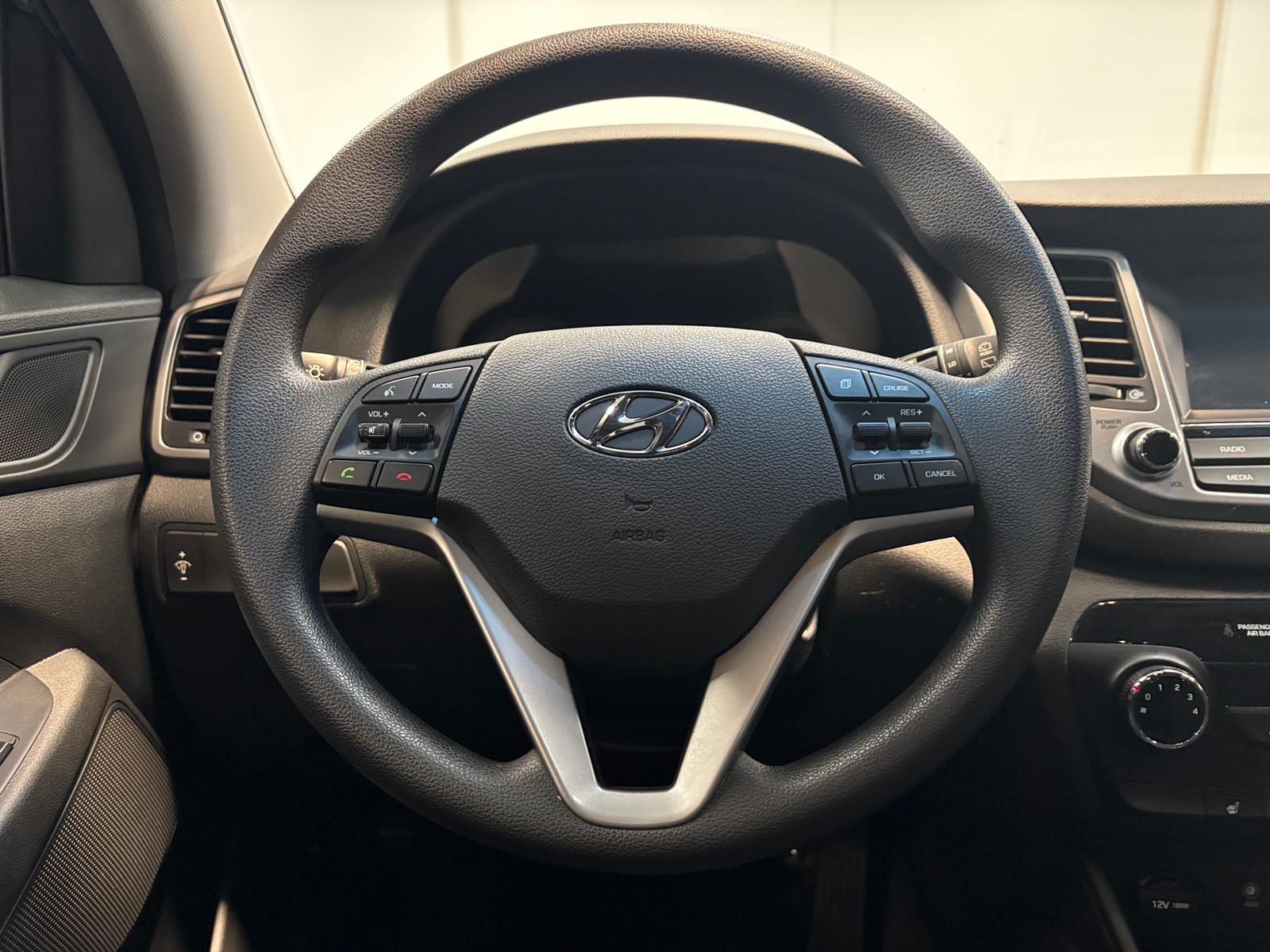 Thumbnail: 2018 Hyundai Tucson - 5
