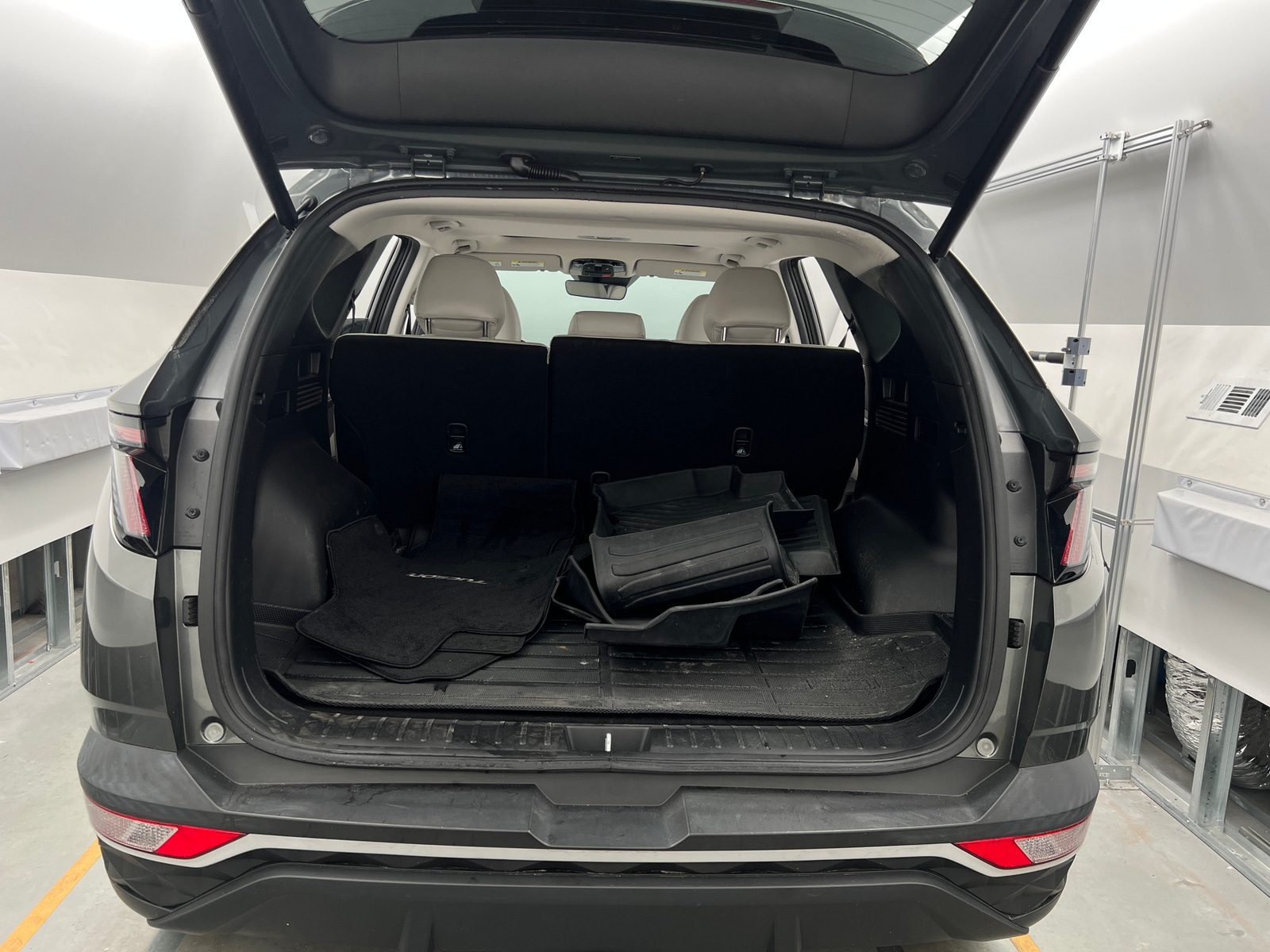 Thumbnail: 2023 Hyundai Tucson - 7