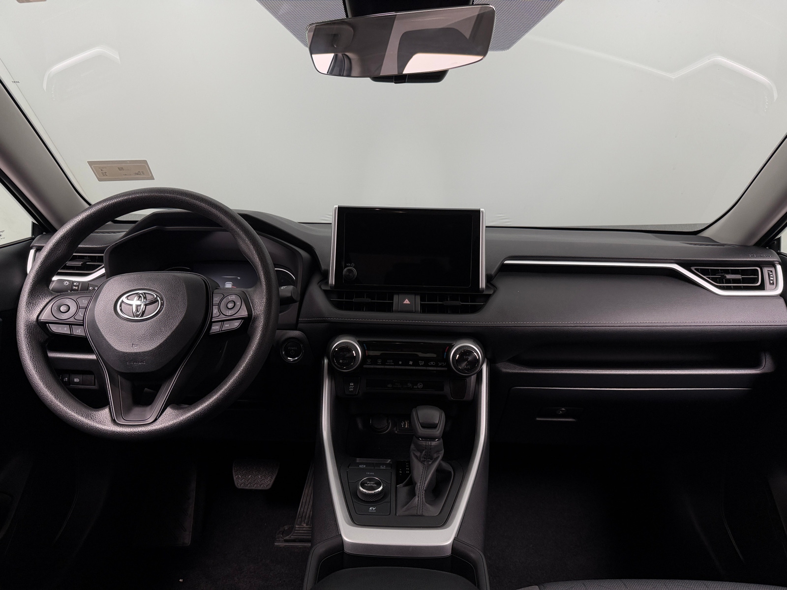 Thumbnail: 2025 Toyota RAV4 - 3