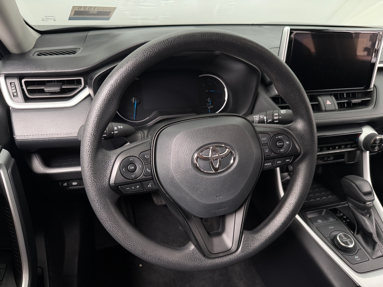 Thumbnail: 2025 Toyota RAV4 - 5