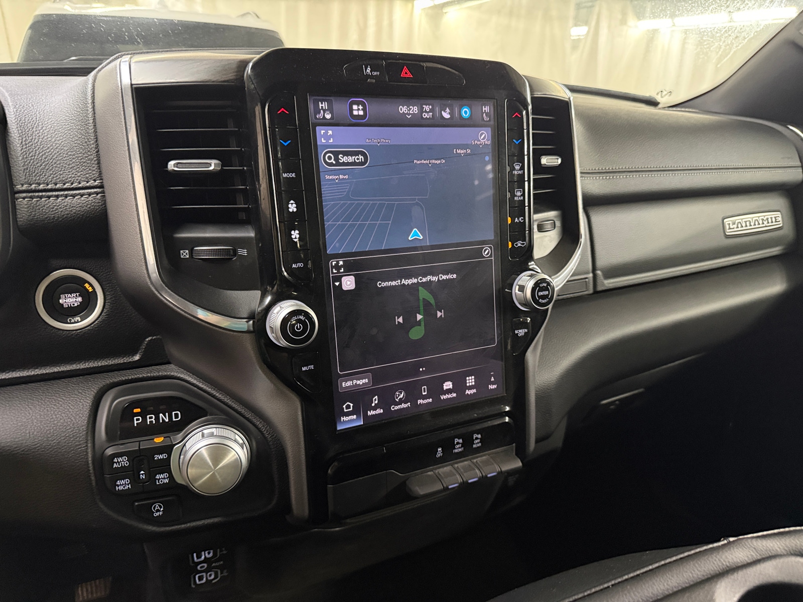 Thumbnail: 2025 RAM 1500 - 3