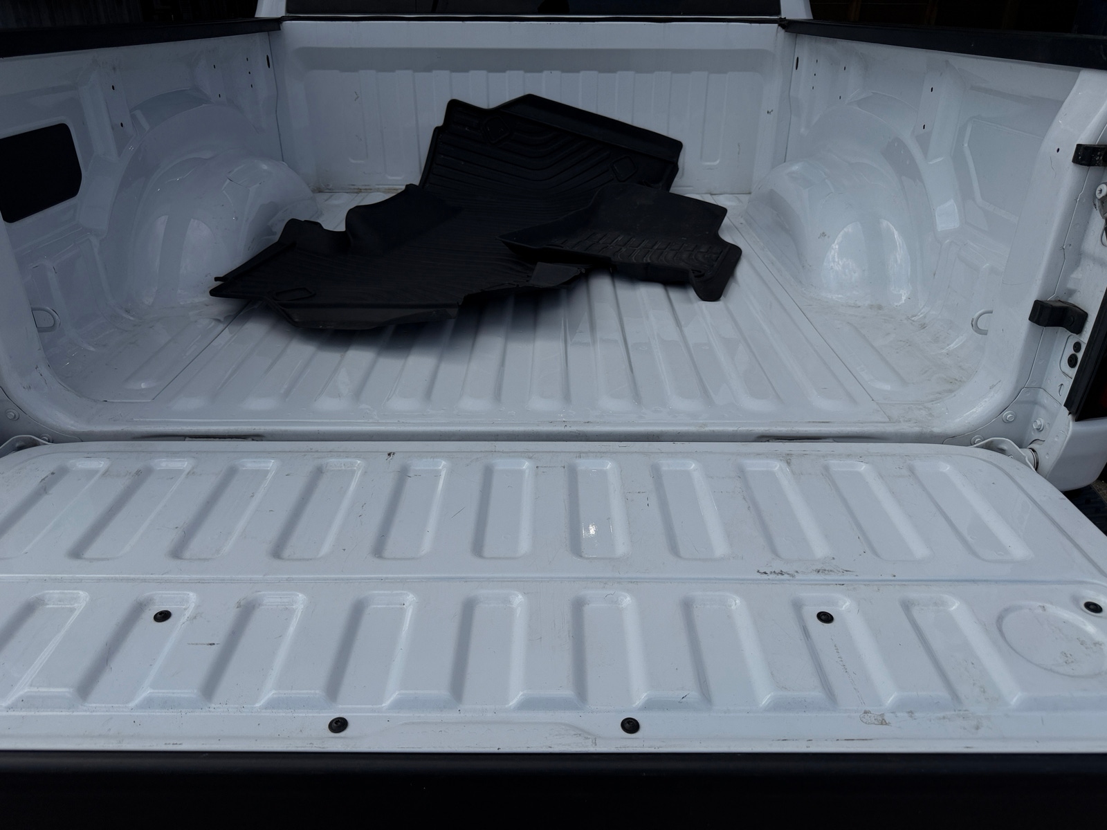 Thumbnail: 2025 RAM 1500 - 6