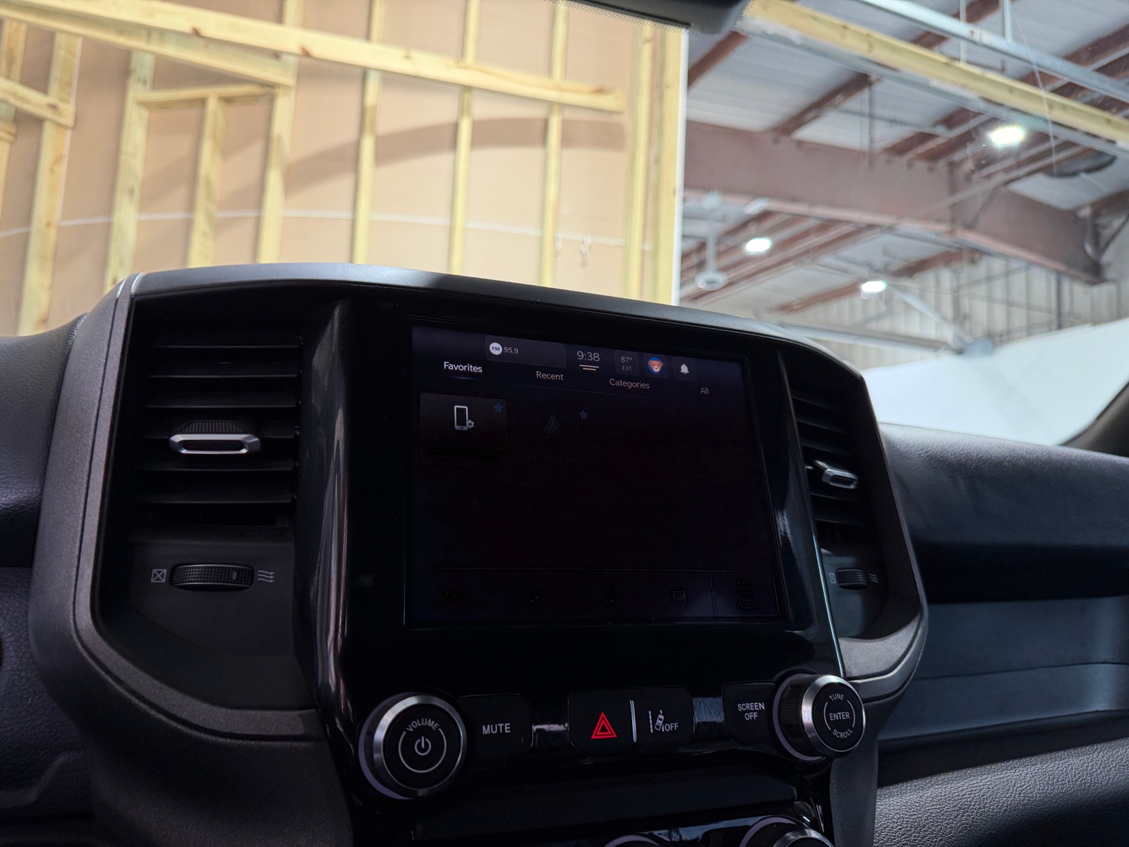 Thumbnail: 2025 RAM 1500 - 3