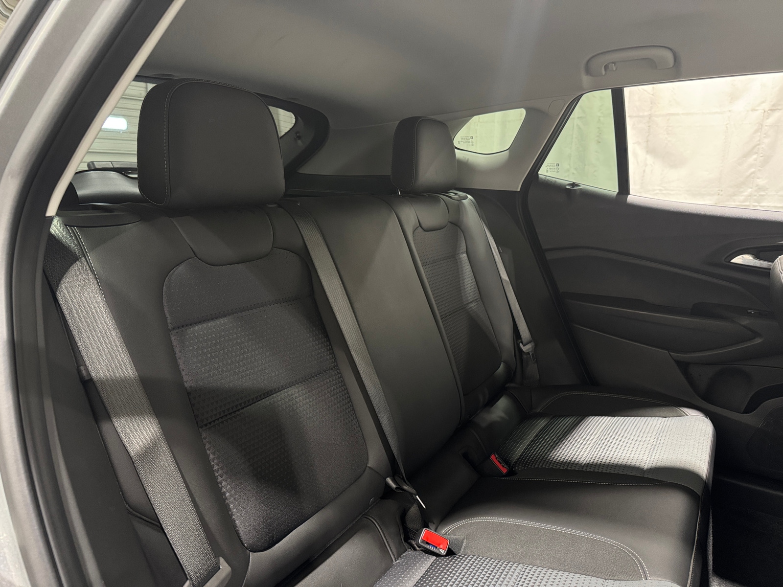 Thumbnail: 2025 Chevrolet Trax - 6