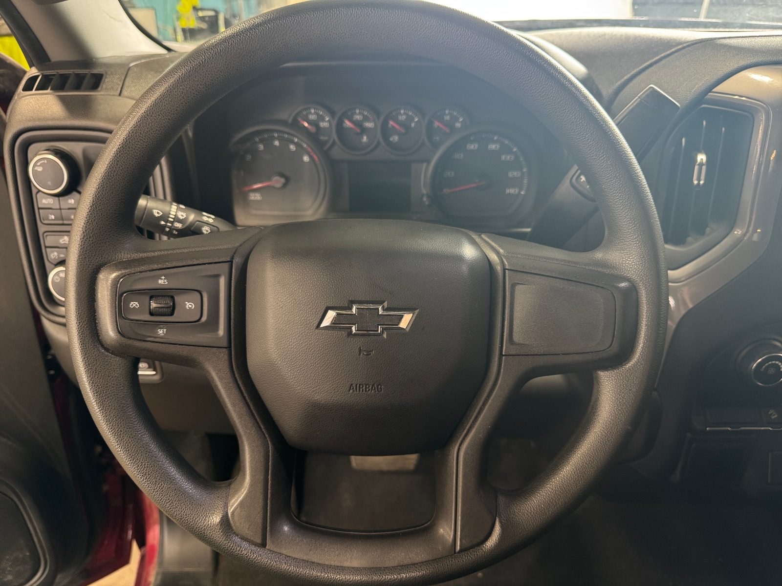 Thumbnail: 2019 Chevrolet Silverado 1500 - 5