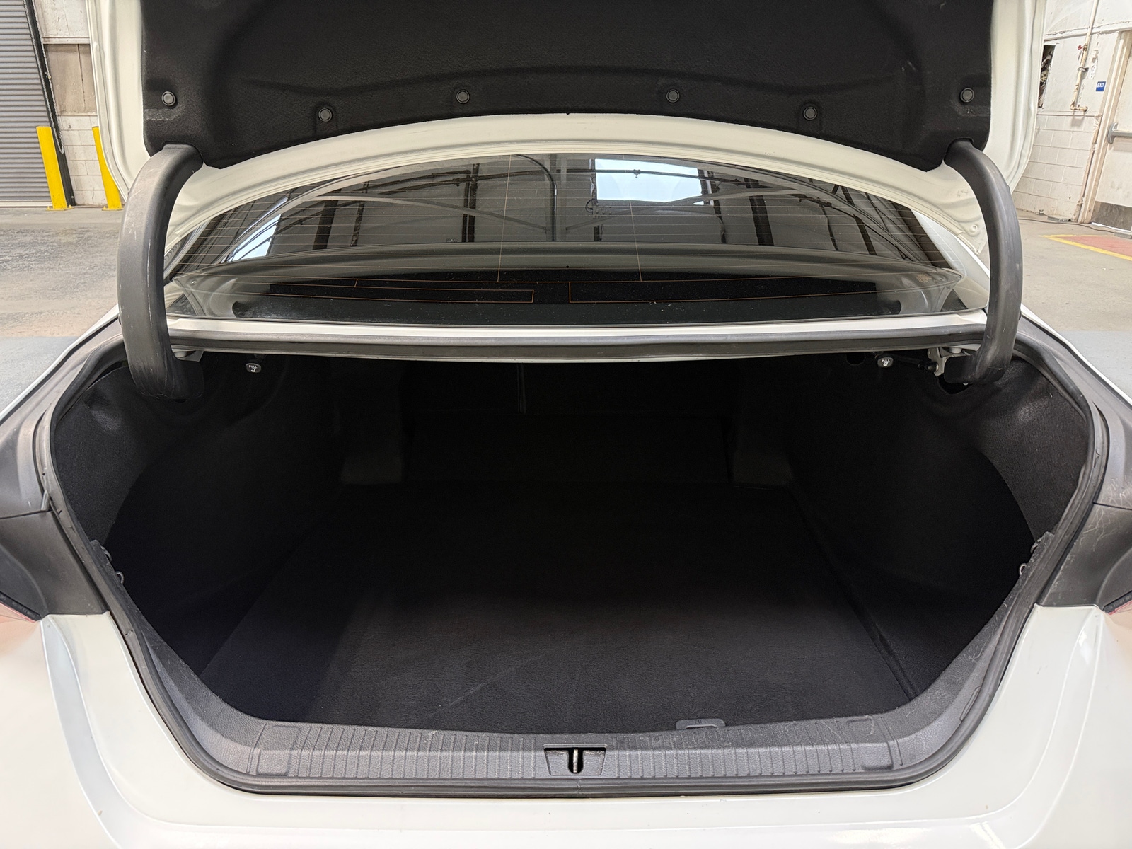 Thumbnail: 2019 Toyota Avalon - 6