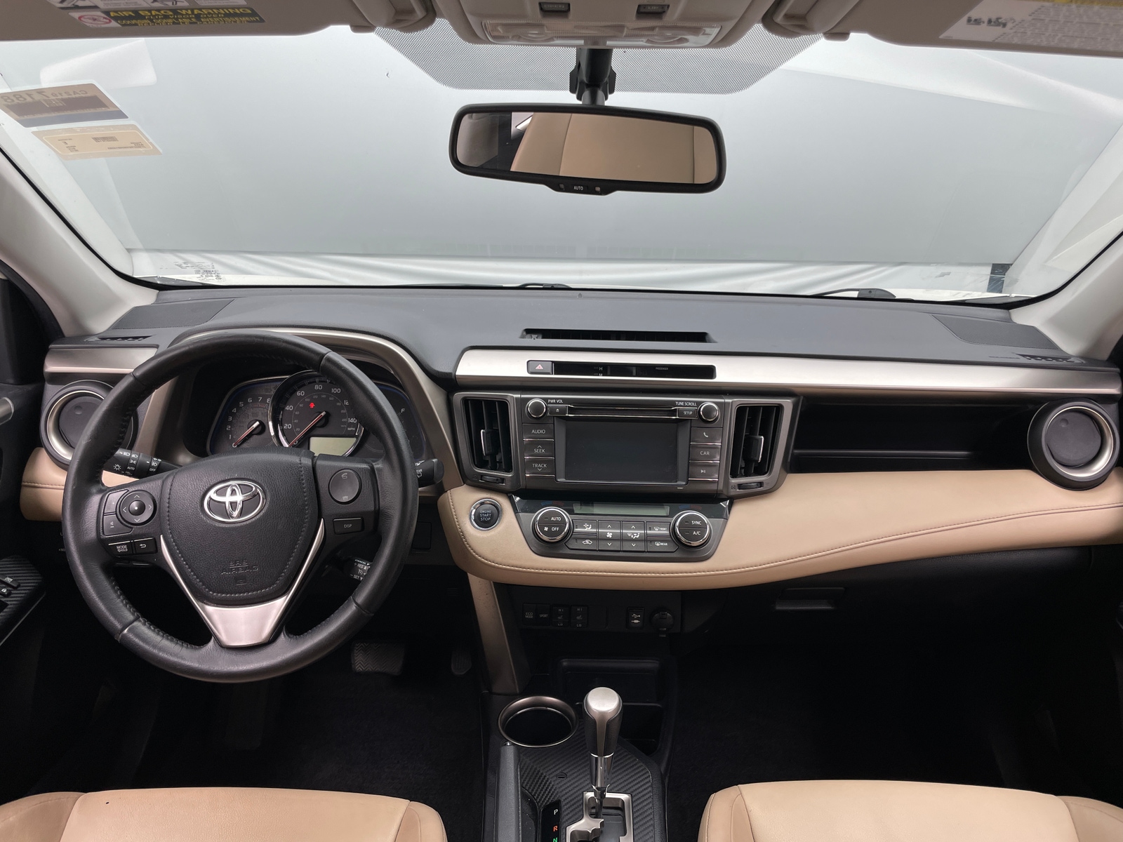 Thumbnail: 2013 Toyota RAV4 - 3