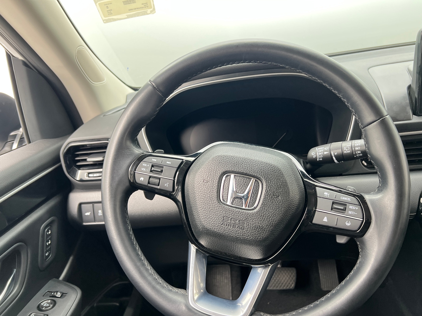 Thumbnail: 2023 Honda Pilot - 4