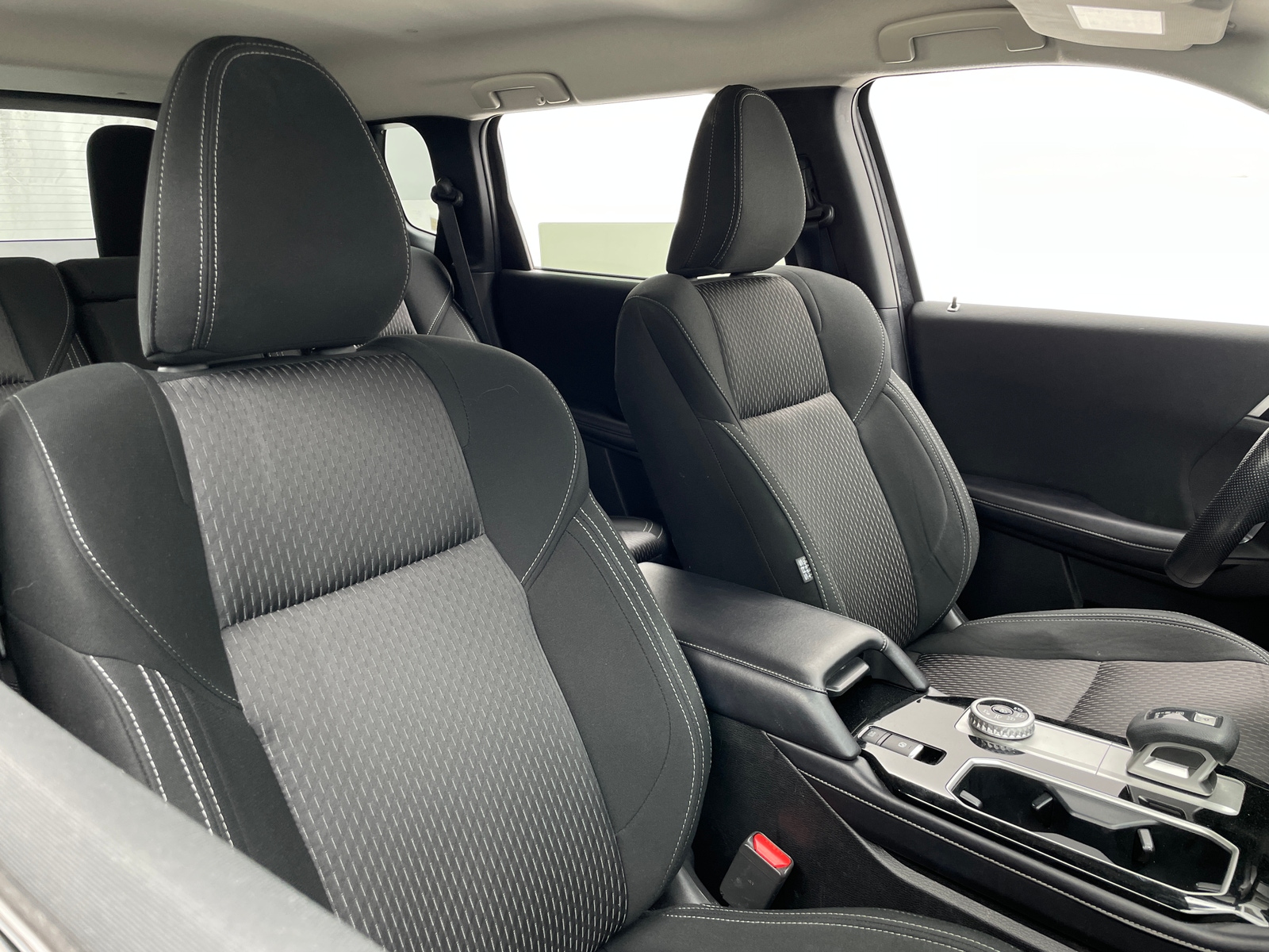 Thumbnail: 2025 Mitsubishi Outlander - 2