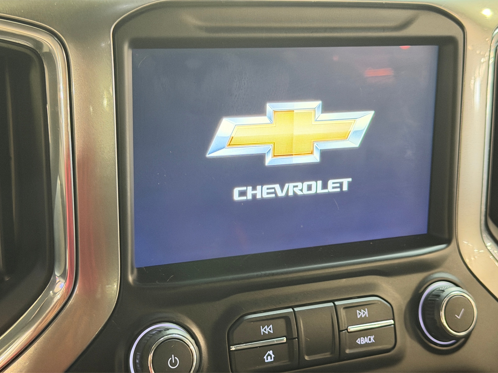 Thumbnail: 2021 Chevrolet Silverado 1500 - 4
