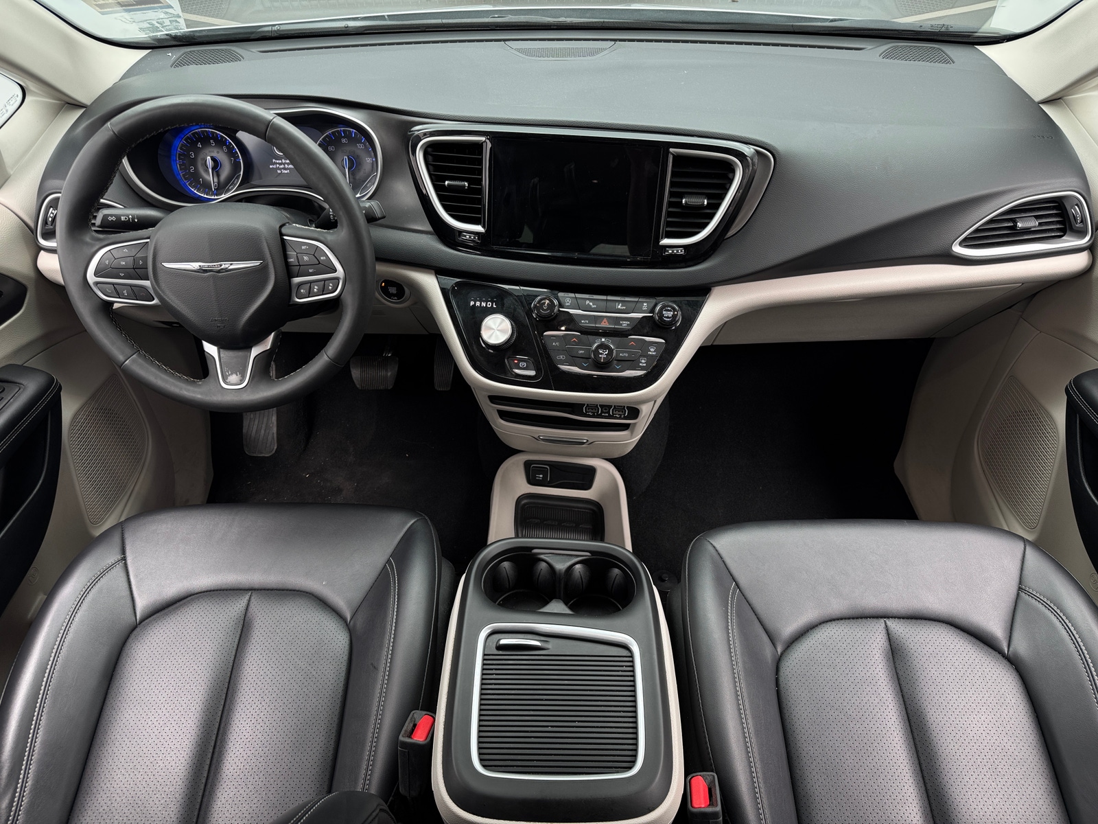 Thumbnail: 2024 Chrysler Pacifica - 2