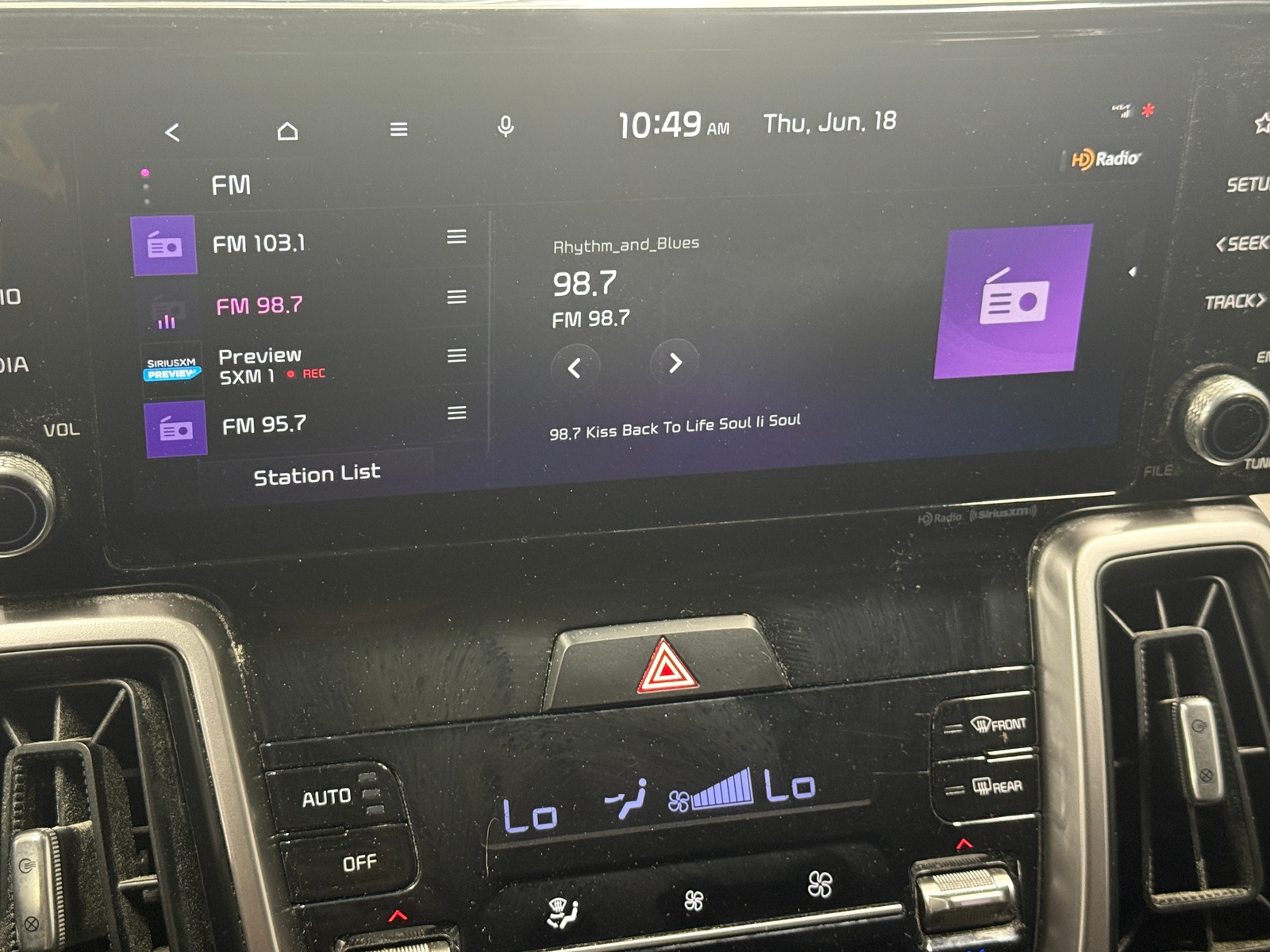 Thumbnail: 2022 Kia Sorento - 3