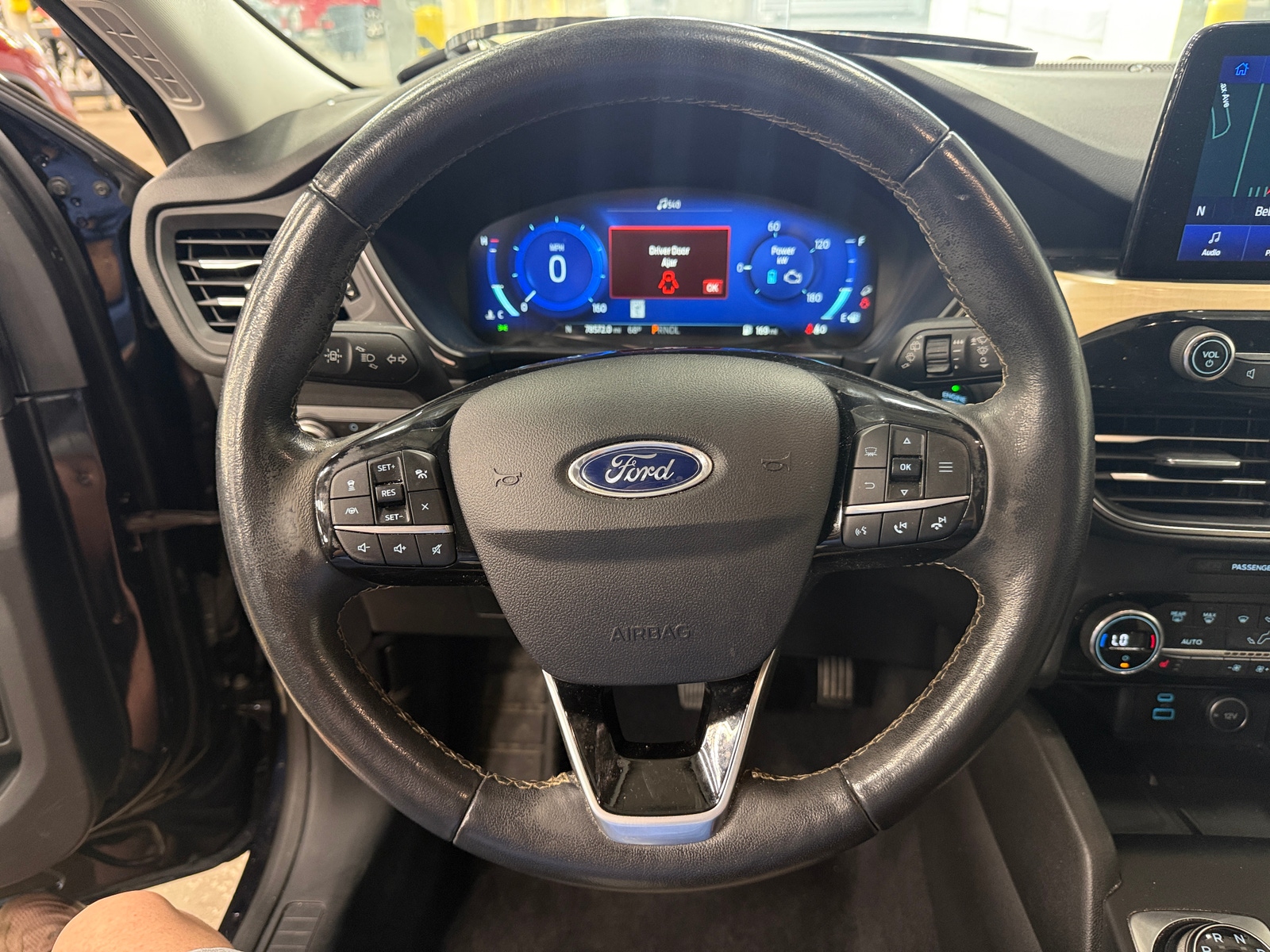 Thumbnail: 2021 Ford Escape - 4