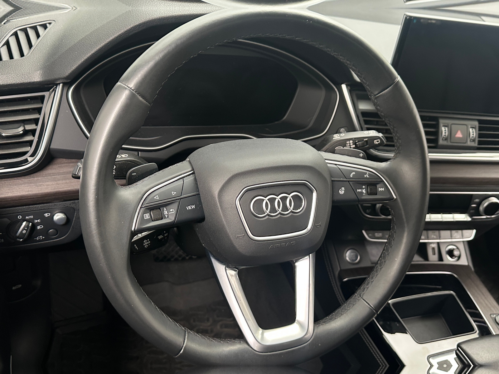 Thumbnail: 2023 Audi Q5 - 4