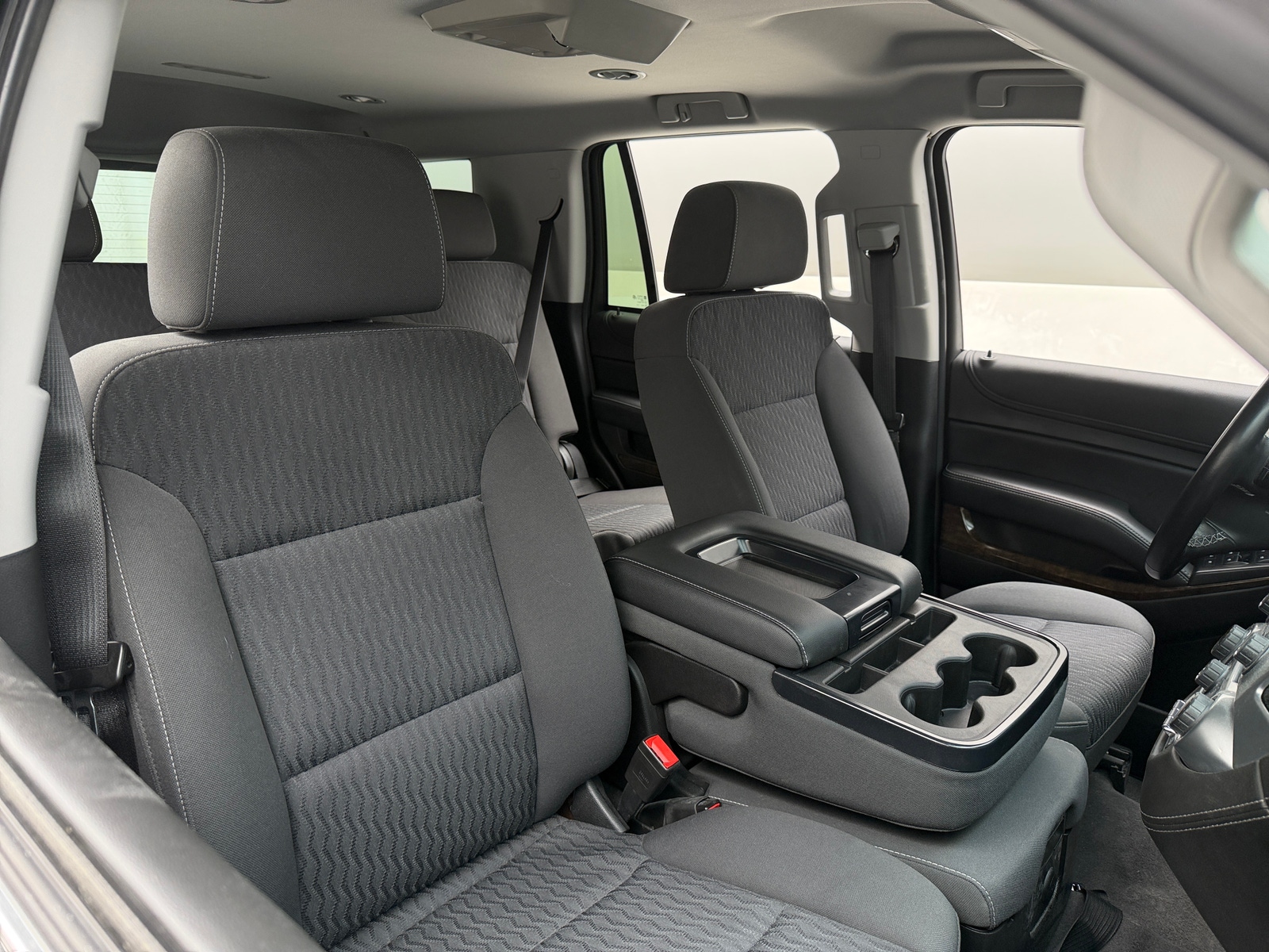 Thumbnail: 2020 Chevrolet Tahoe - 2