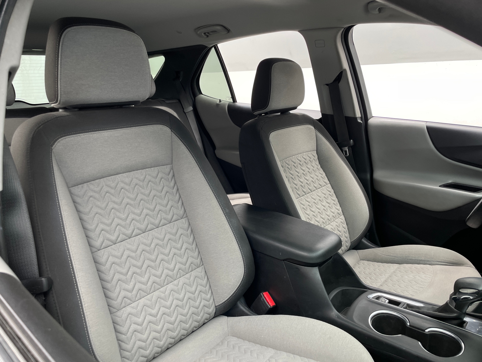 Thumbnail: 2022 Chevrolet Equinox - 2