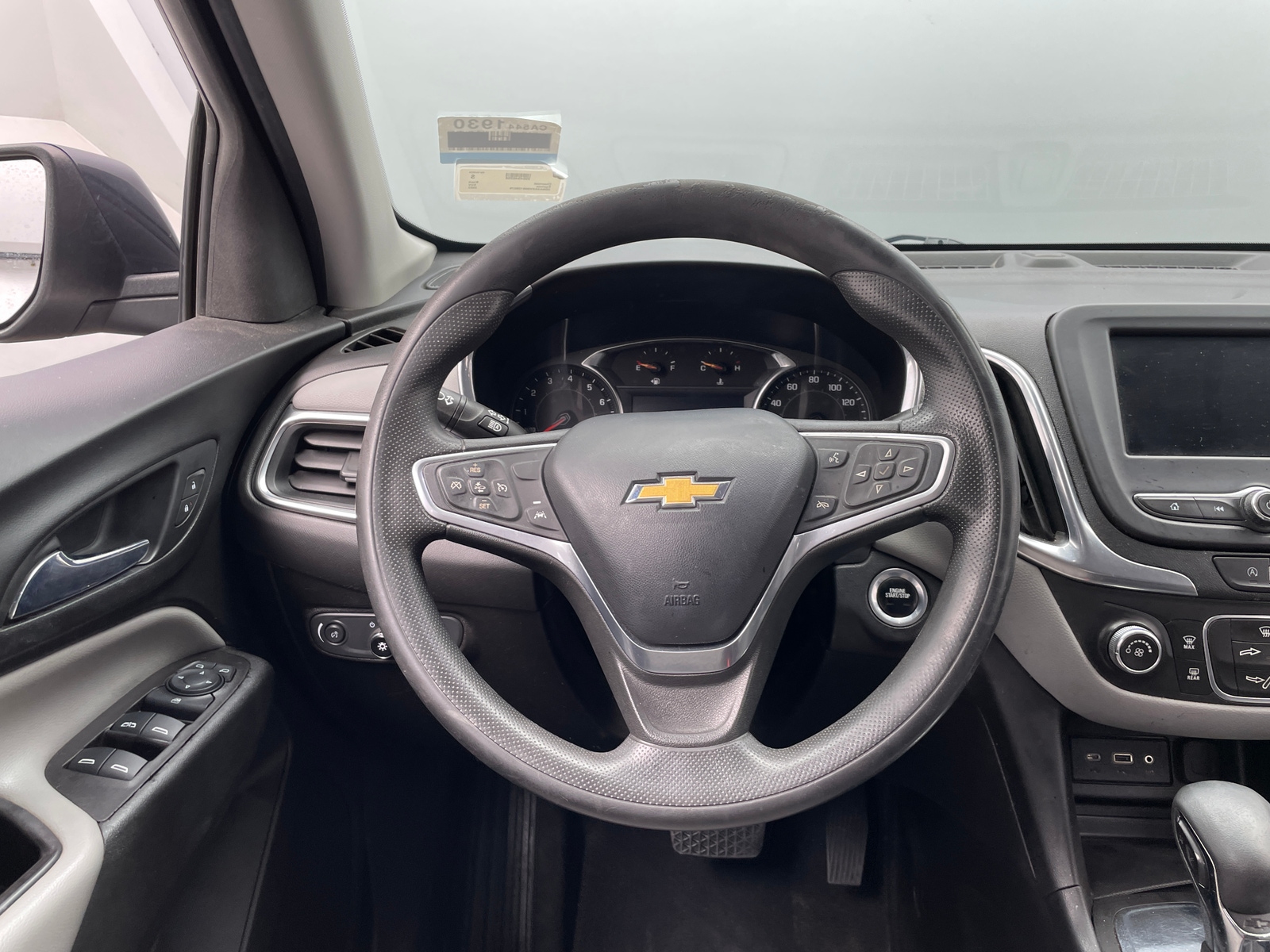 Thumbnail: 2022 Chevrolet Equinox - 5
