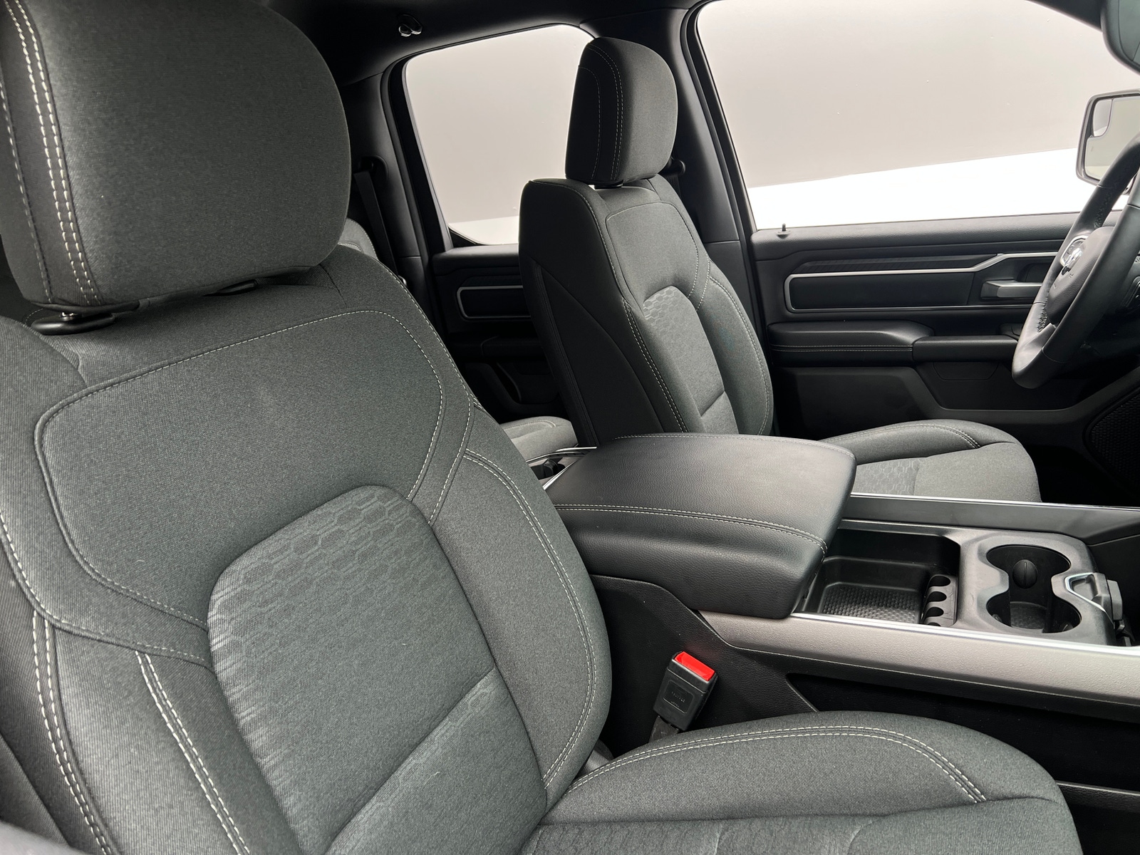 Thumbnail: 2025 RAM 1500 - 2