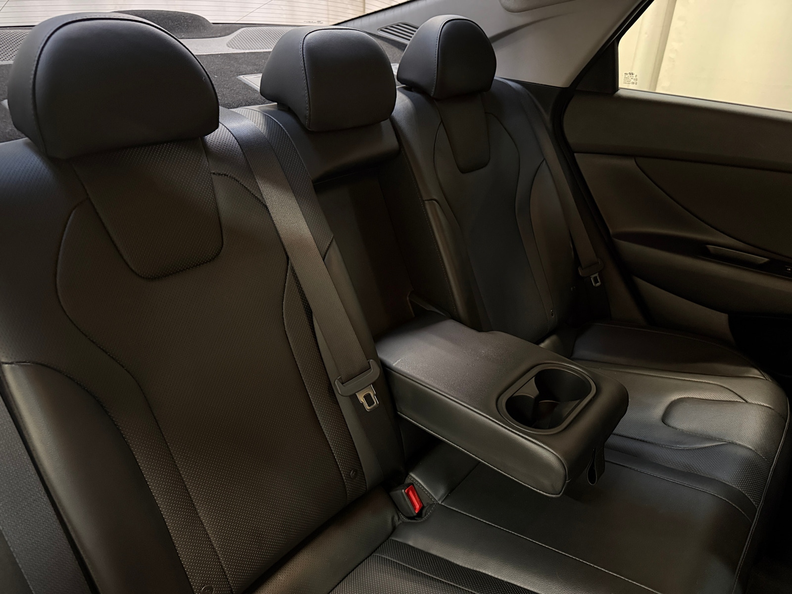 Thumbnail: 2023 Hyundai Elantra - 5