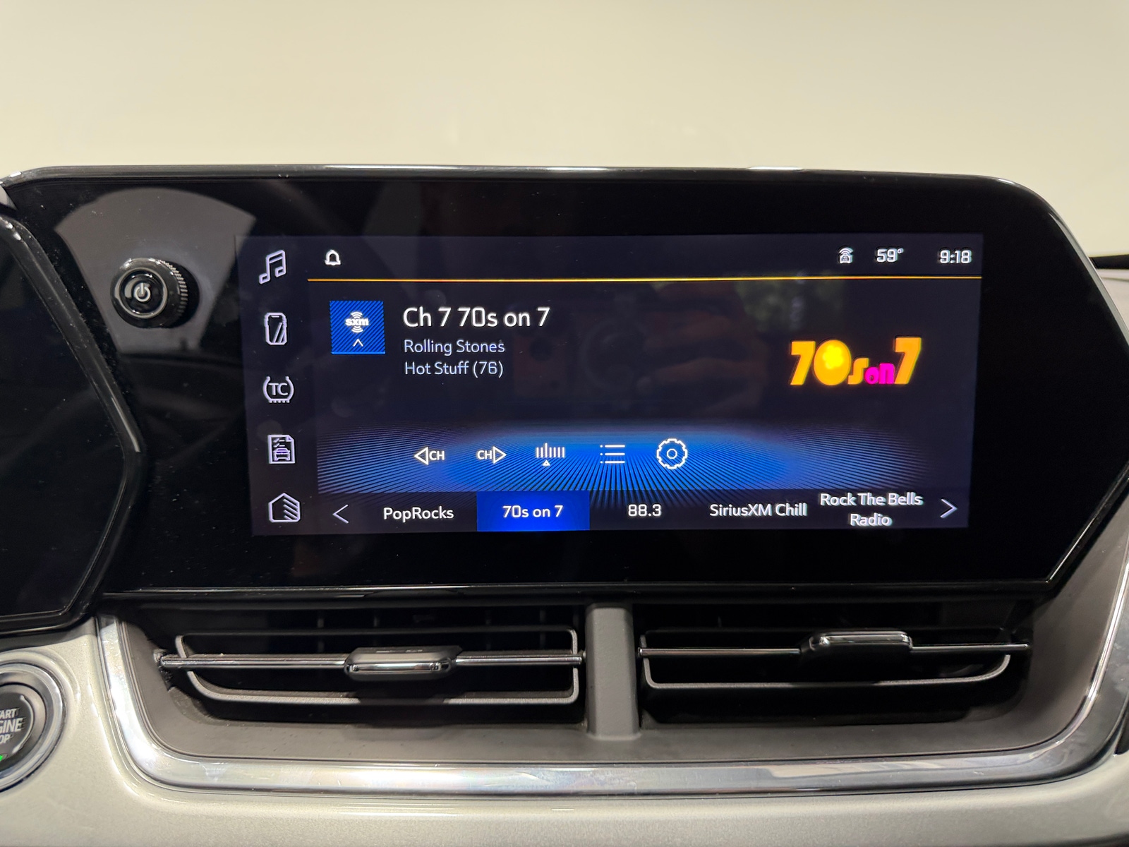 Thumbnail: 2025 Chevrolet Trax - 4