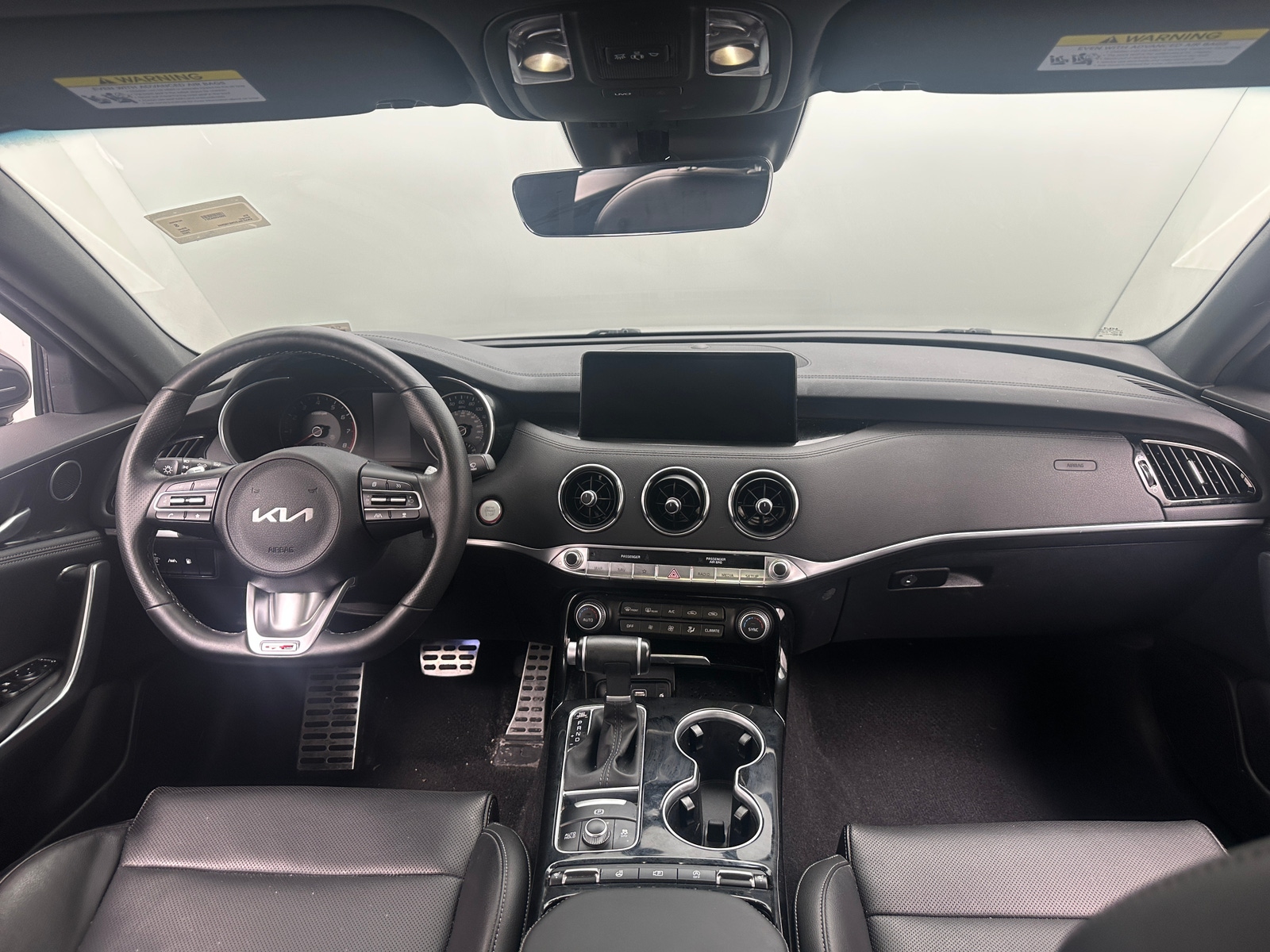 Thumbnail: 2022 Kia Stinger - 2