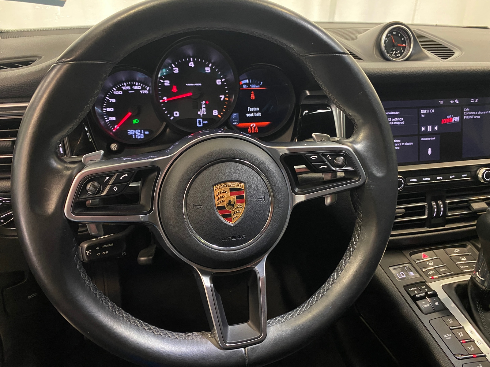 Thumbnail: 2021 Porsche Macan - 4