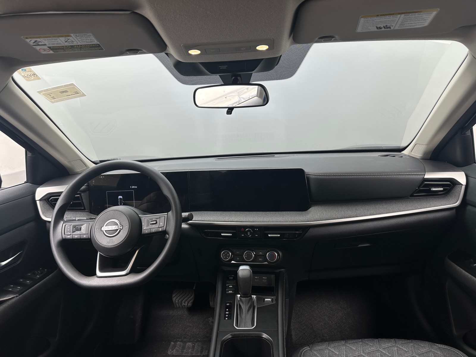 Thumbnail: 2025 Nissan Kicks - 3