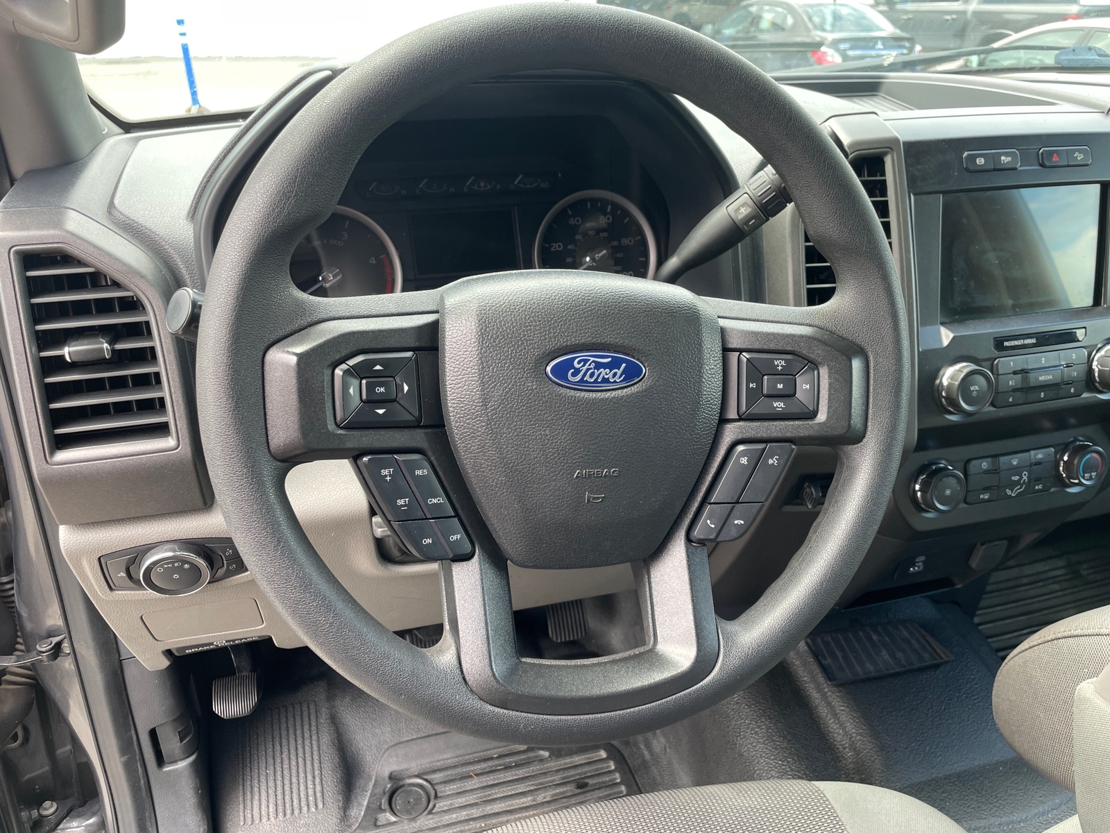Thumbnail: 2022 Ford Econoline - 5