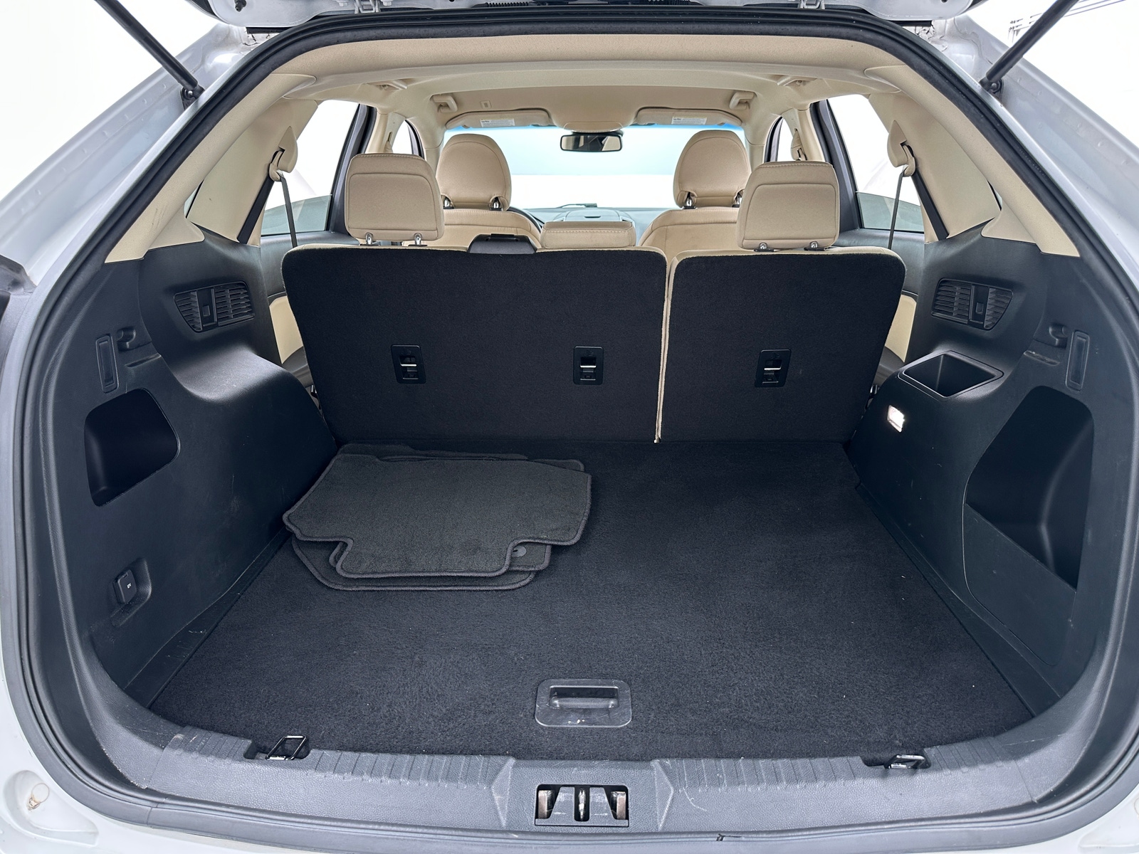 Thumbnail: 2019 Ford Edge - 7