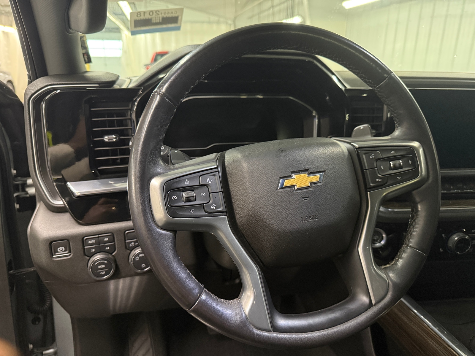 Thumbnail: 2023 Chevrolet Silverado 1500 - 5