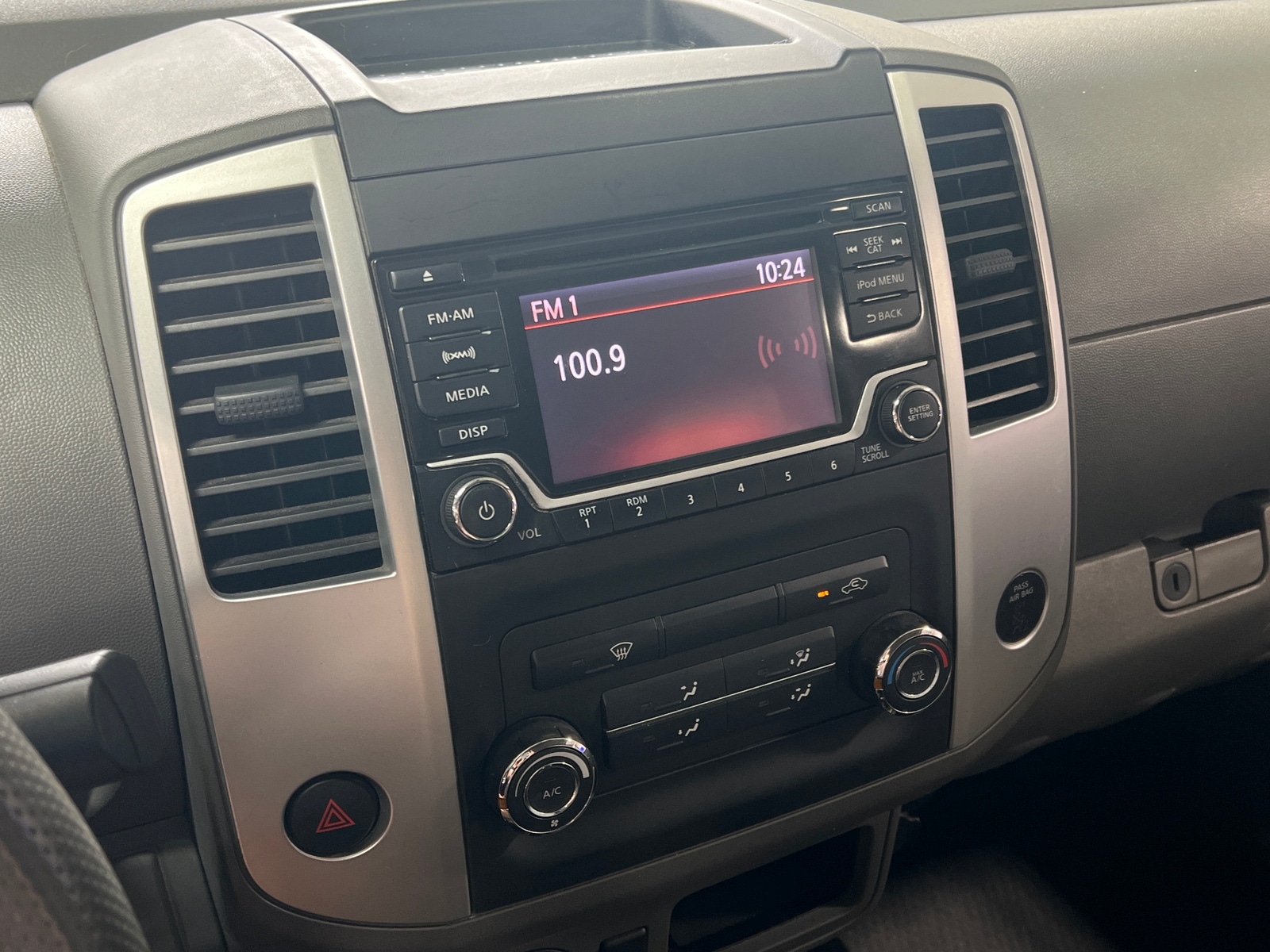 Thumbnail: 2018 Nissan Frontier - 4
