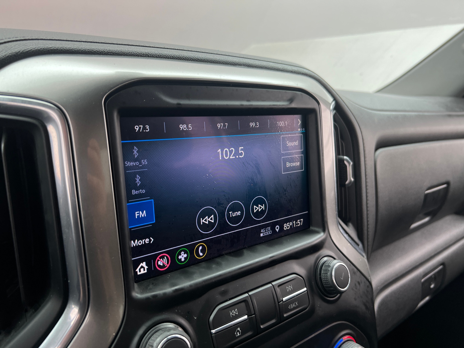 Thumbnail: 2019 Chevrolet Silverado 1500 - 4