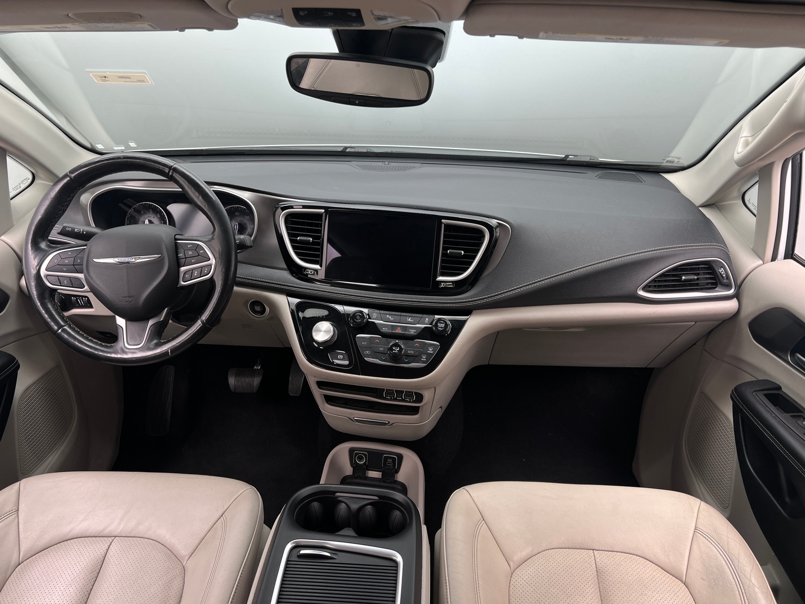 Thumbnail: 2021 Chrysler Pacifica - 2